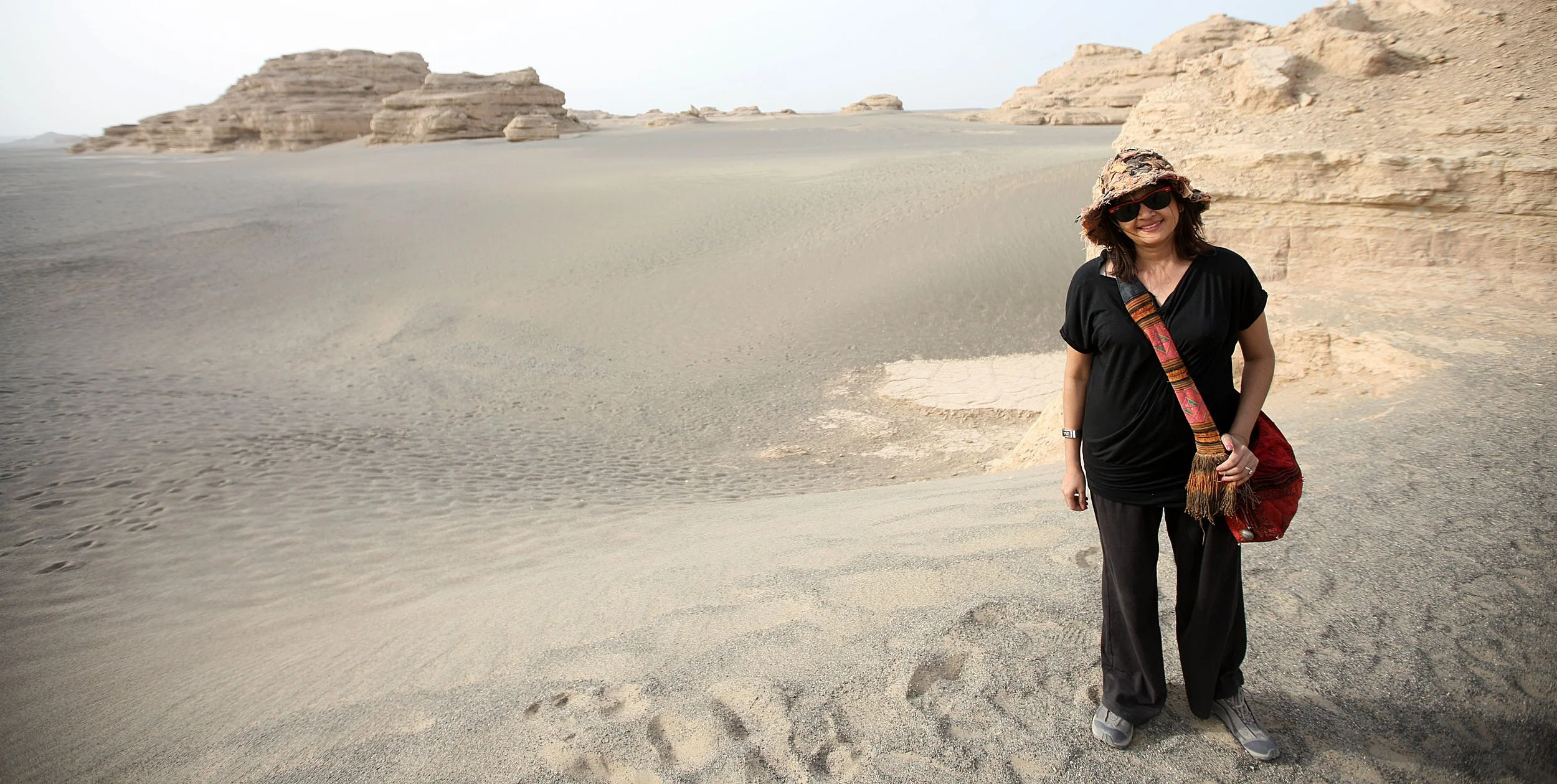 YADAN NATIONAL GEOLOGICAL PARK - GANSU CHINA (6).JPG
