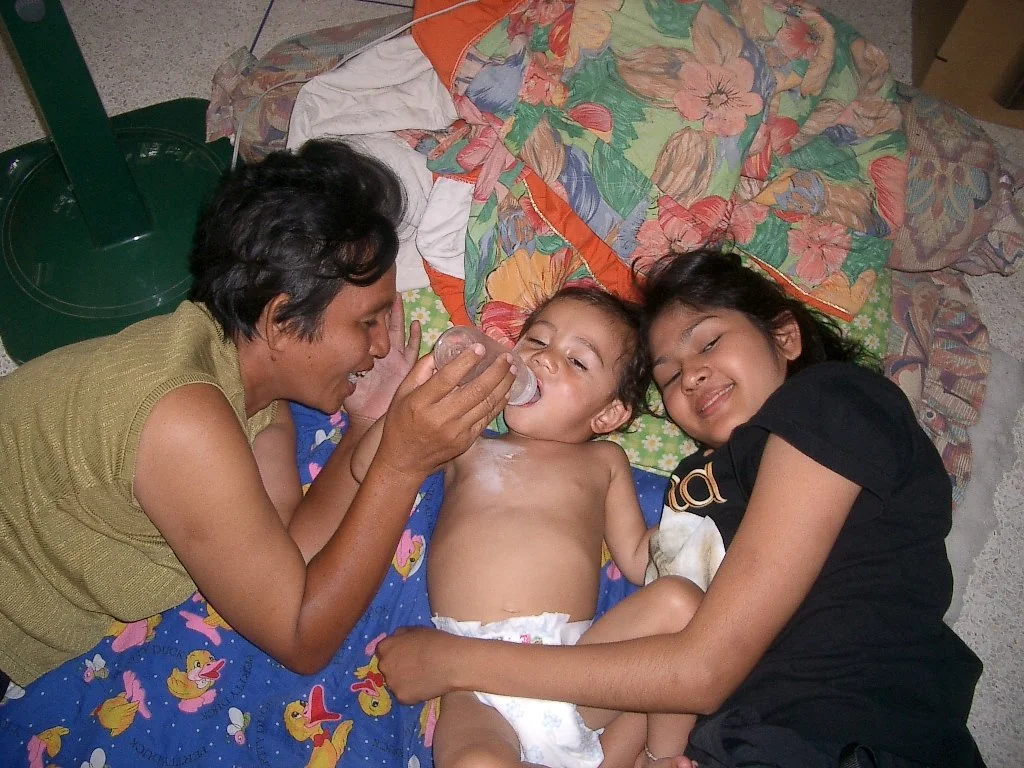 2004 Nakhonsithammarat with Family  (51).JPG