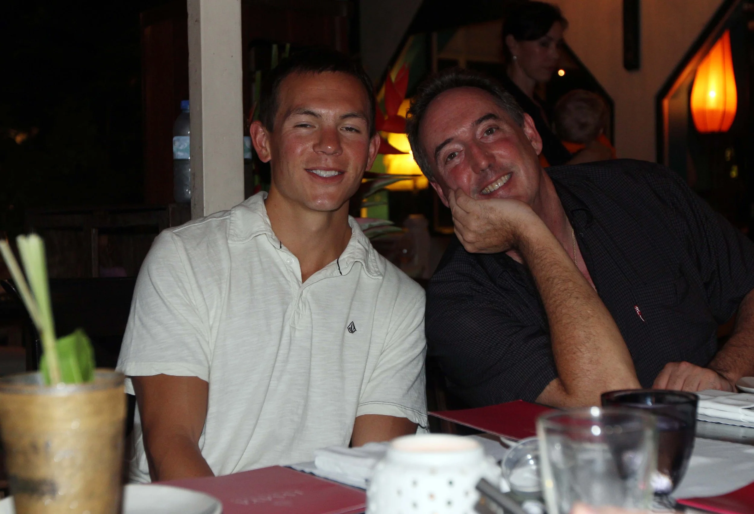 2013 BKK - NIGHT OUT AT ISSAYA WITH FRIENDS (29).JPG