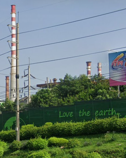 One of the worst polluting places in all of Thailand is on the perimeter of Khao Yai.  The massive concrete factory (TPI Cement) and their signage line the road with messages of sustainability while pumping out tons and tons of un-scrubbed particulaa