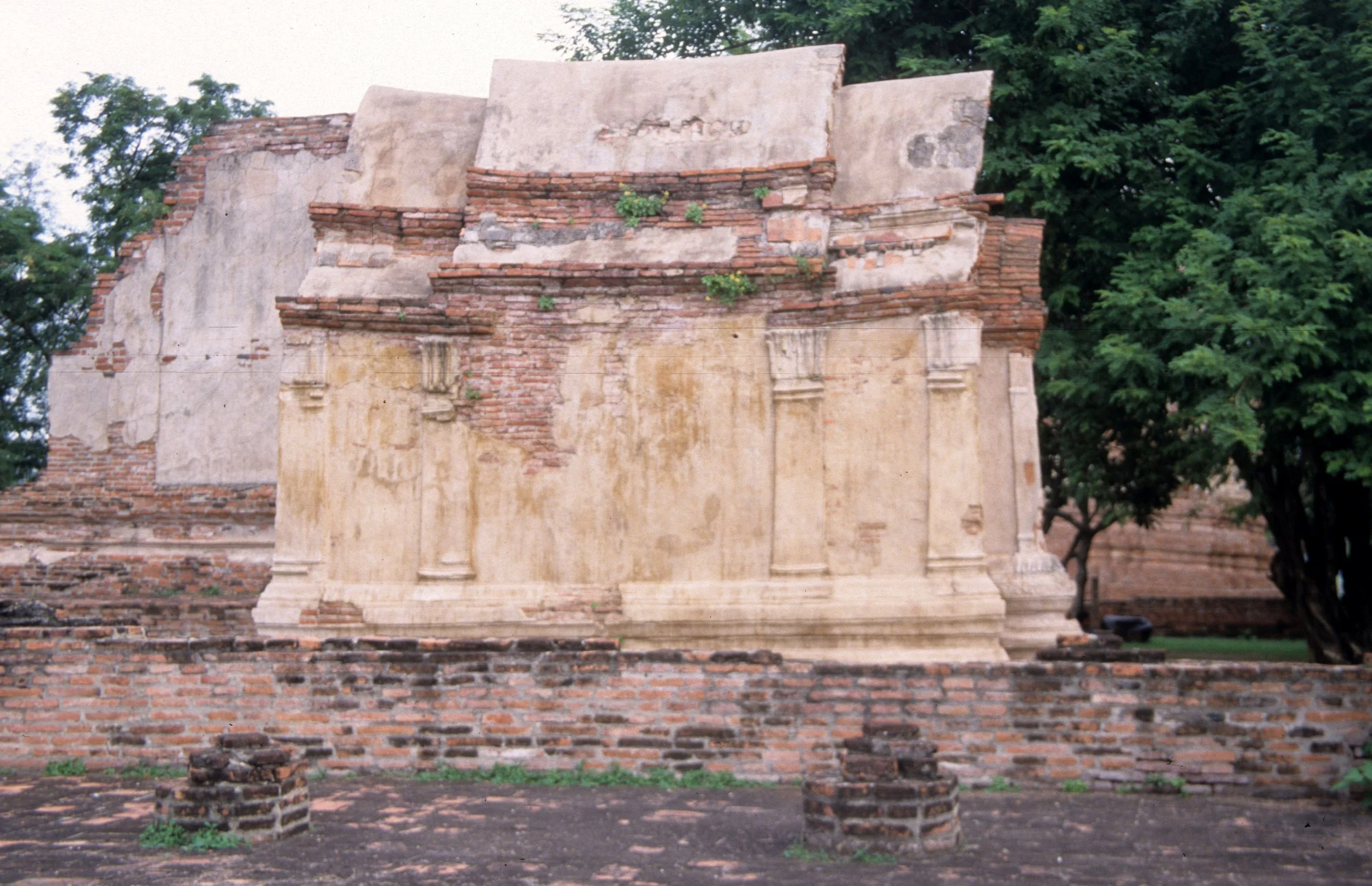 AYUDTHAYA - WAT PHRA MAHATAT A.jpg