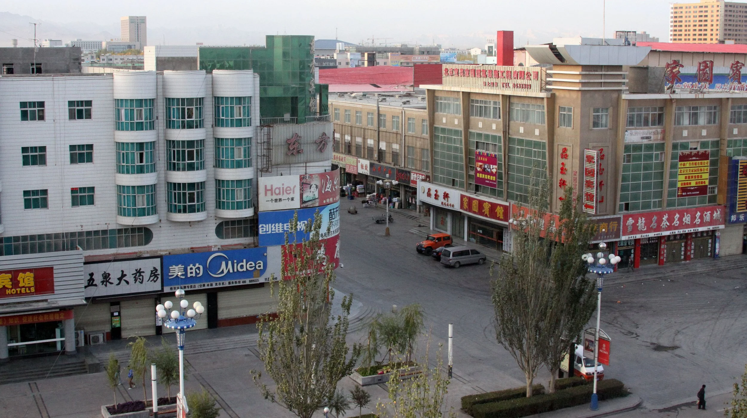 GOLMUD - QINGHAI CHINA (3).JPG