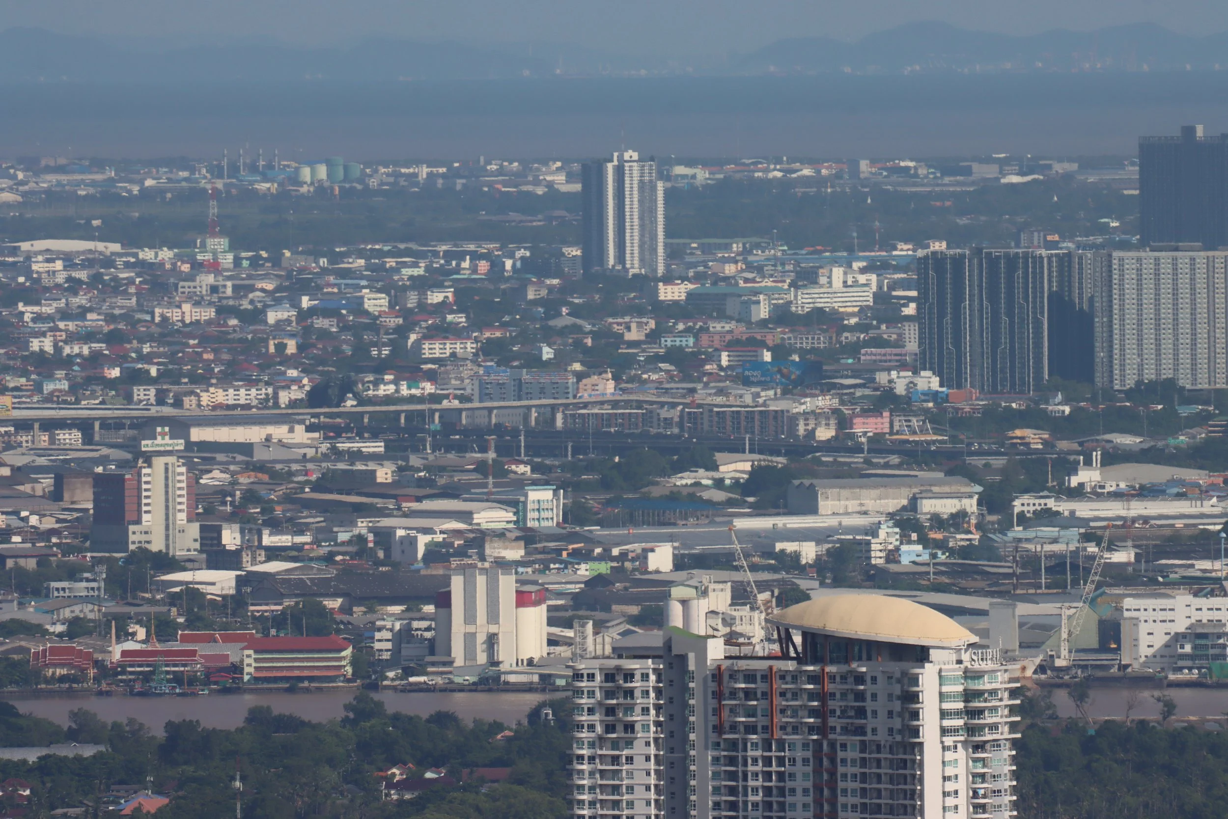 2022 - Bangkok as seen from Mahanakhon Building Viewing Deck (245).JPG