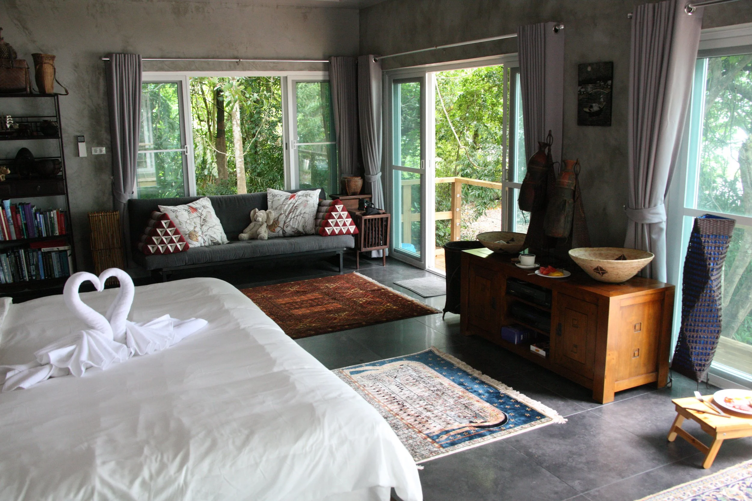 2016 Koh Lanta Landscapes, House Pictures and Family Fun (406).JPG