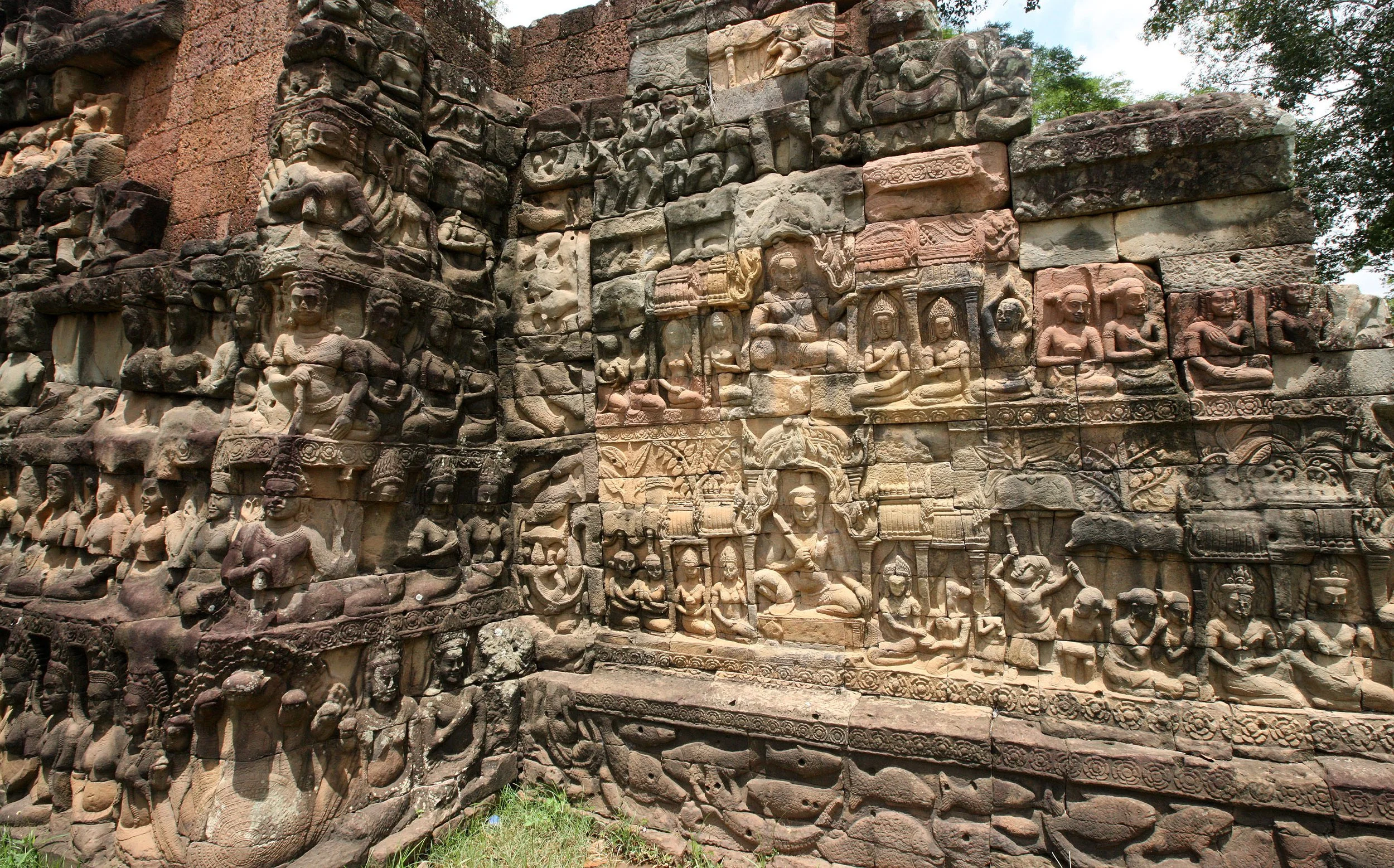 TERRACE OF THE LEPER KING - CAMBODIA (5).JPG