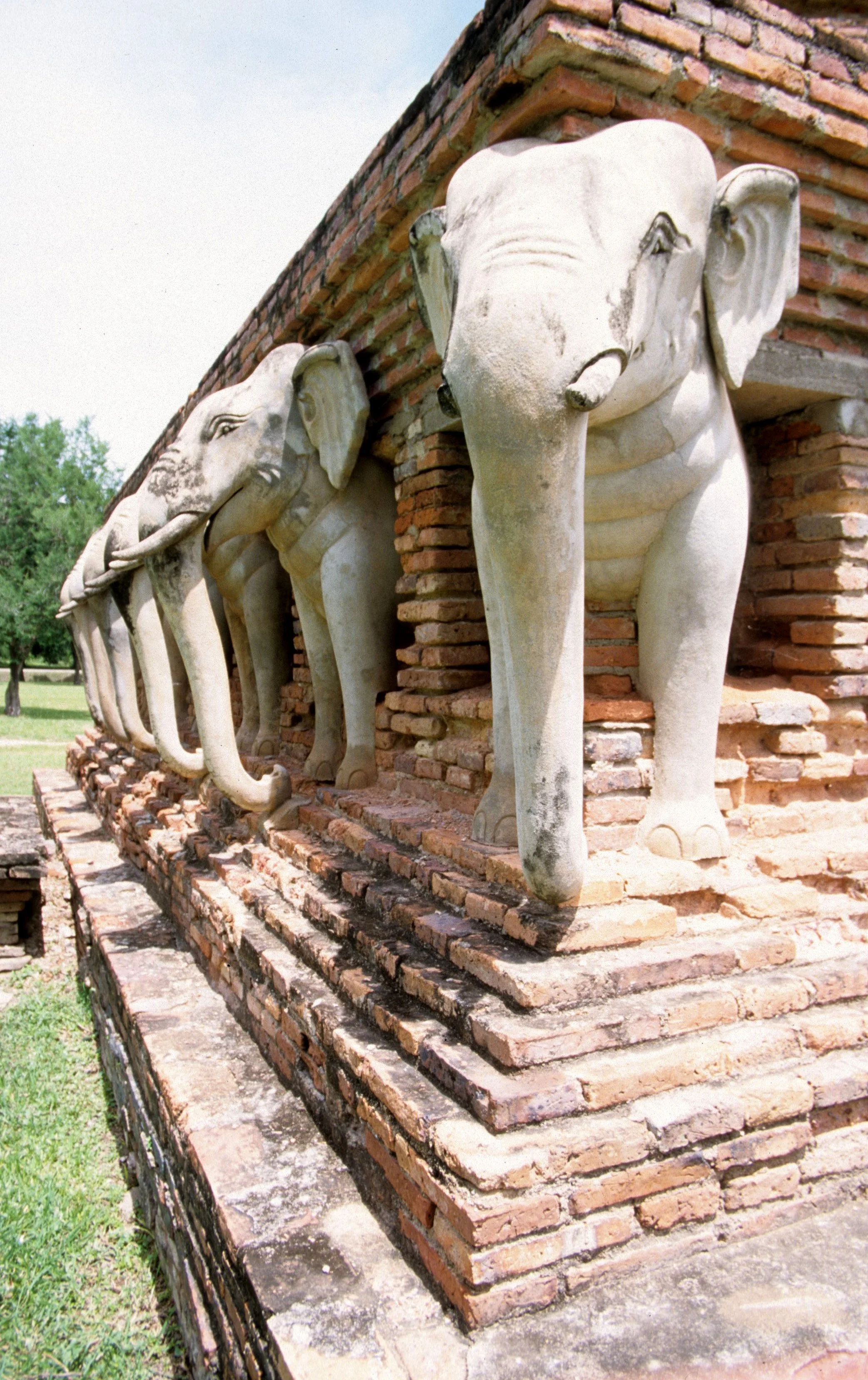 SUKHOTHAI AD.jpg