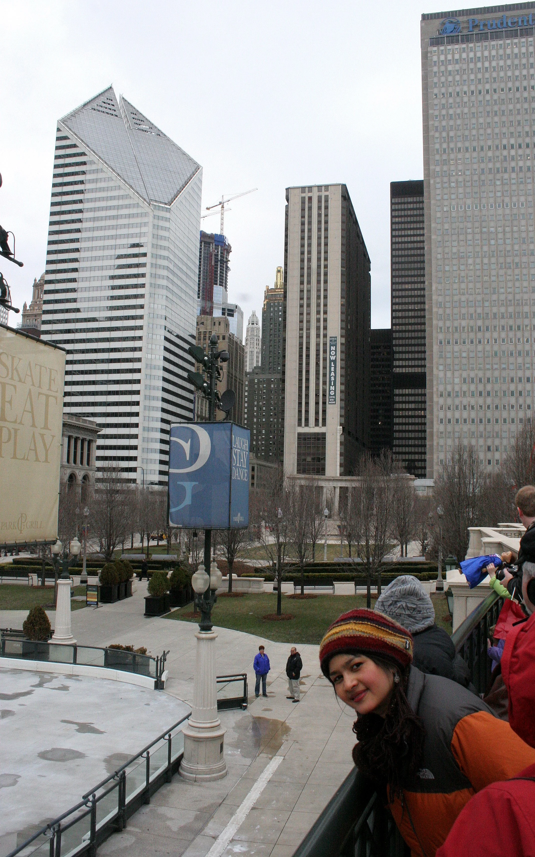 2008-4-1 CHICAGO SPRING TRIP - MELINIUM PARK (17).JPG