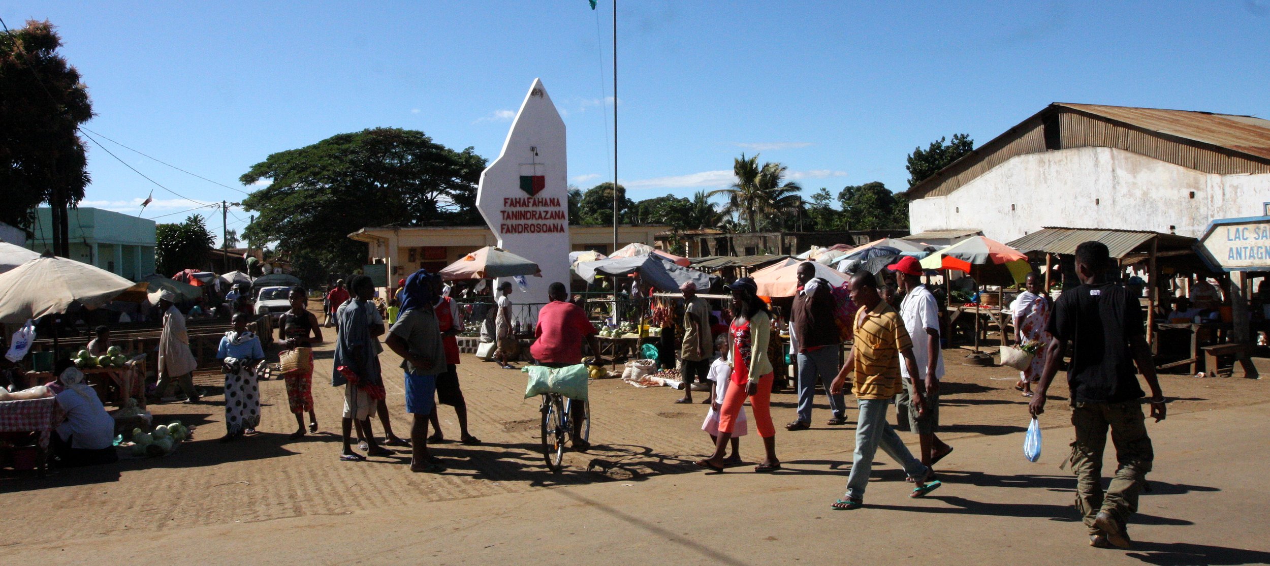 ANKARANA NATIONAL PARK MADAGASCAR - SAPPHIRE VILLAGE (11).JPG