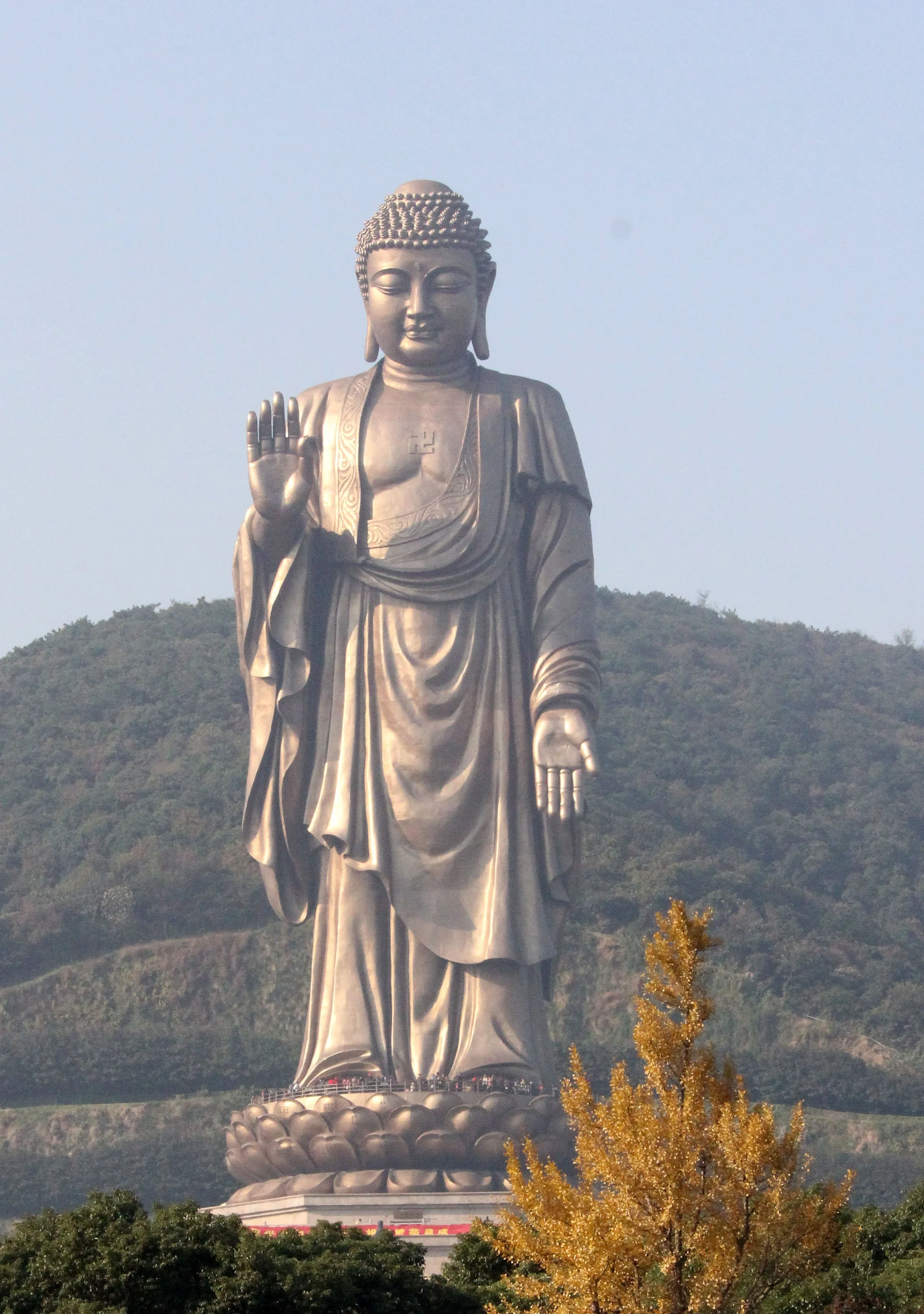 LING SHAN - WUXI CHINA (83).JPG