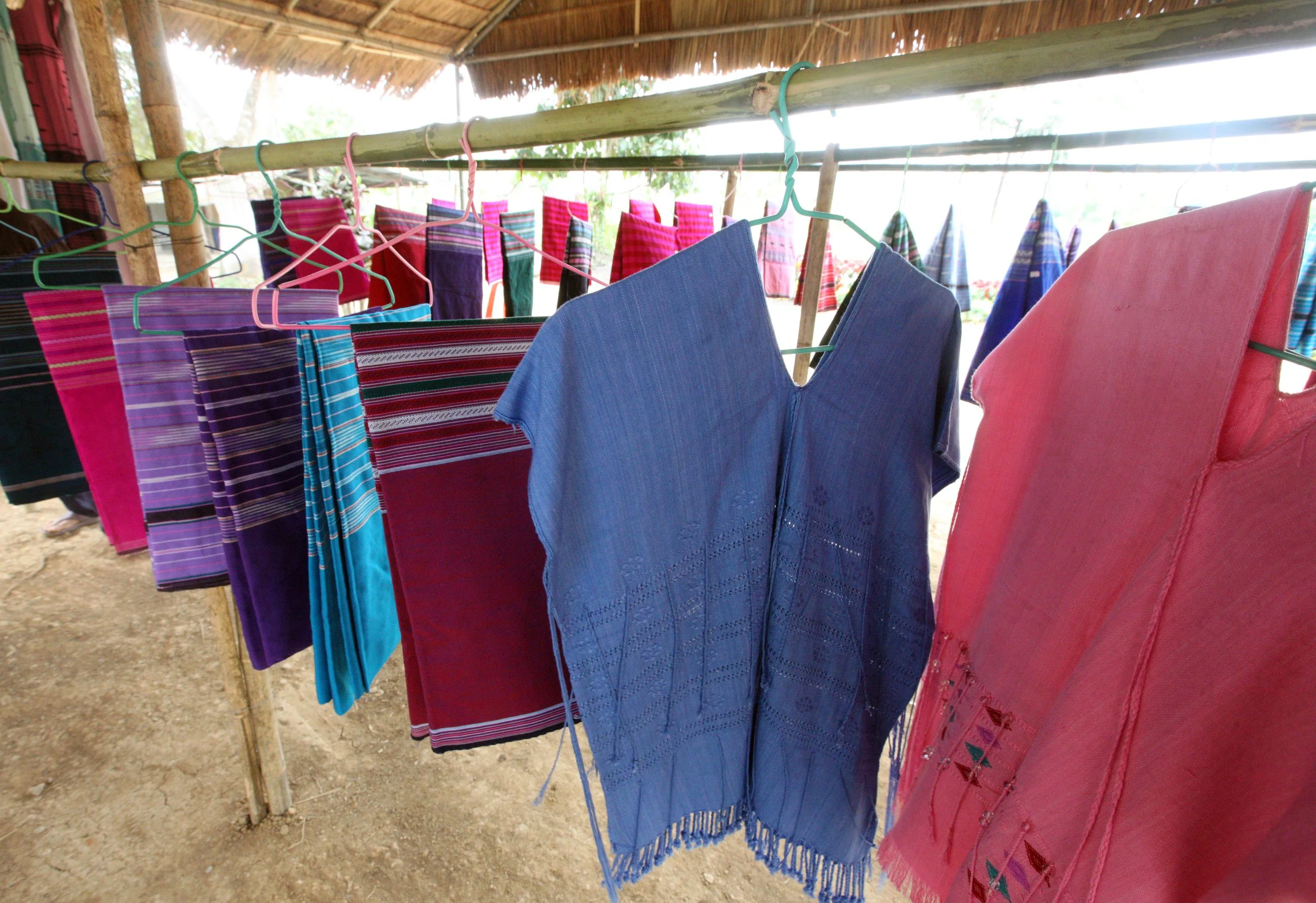 2014 Huai Kha Khaeng Bruce Kekule Trip (199).JPG