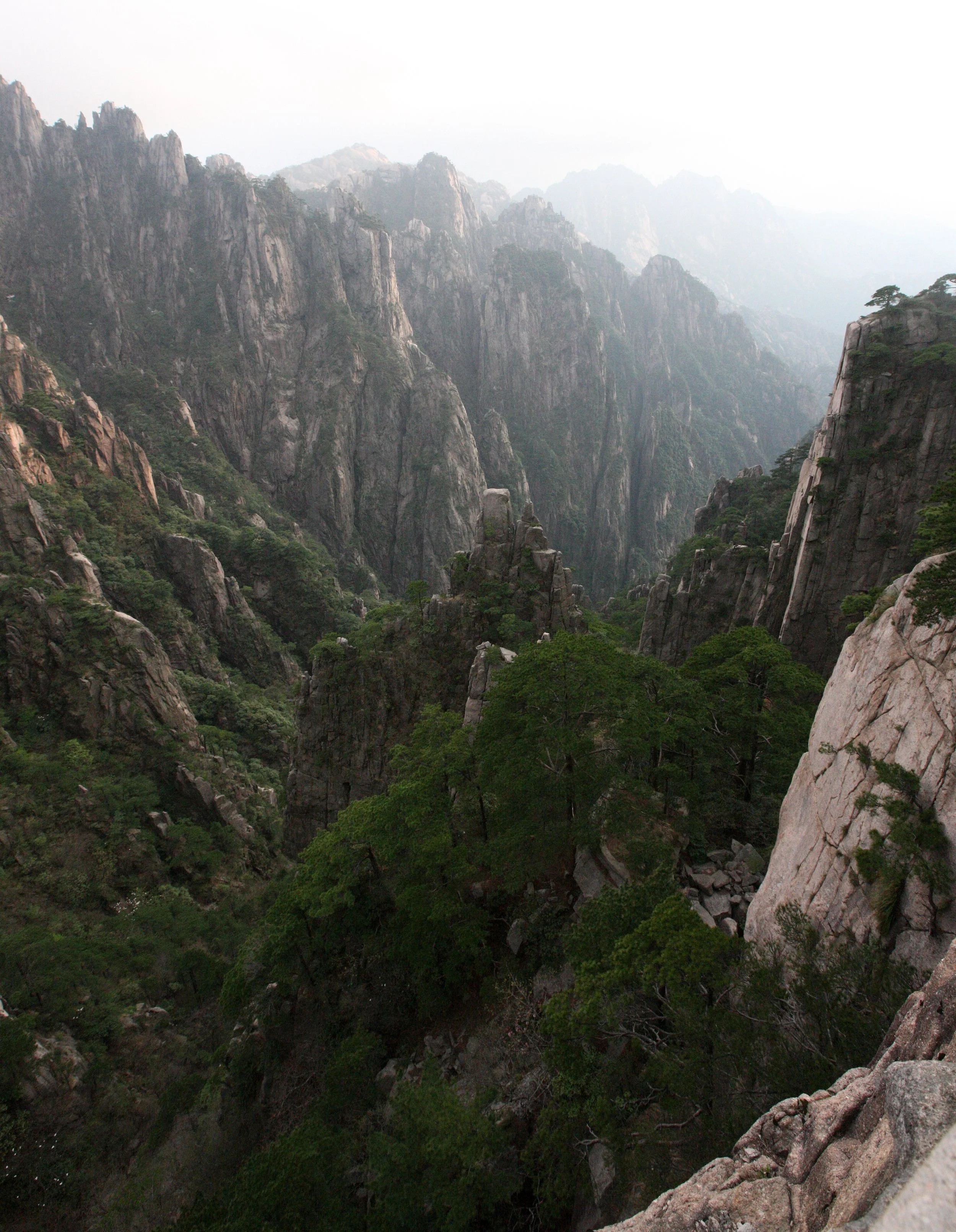 HUANGSHAN NATIONAL PARK ANHUI PROVINCE CHINA (183).JPG
