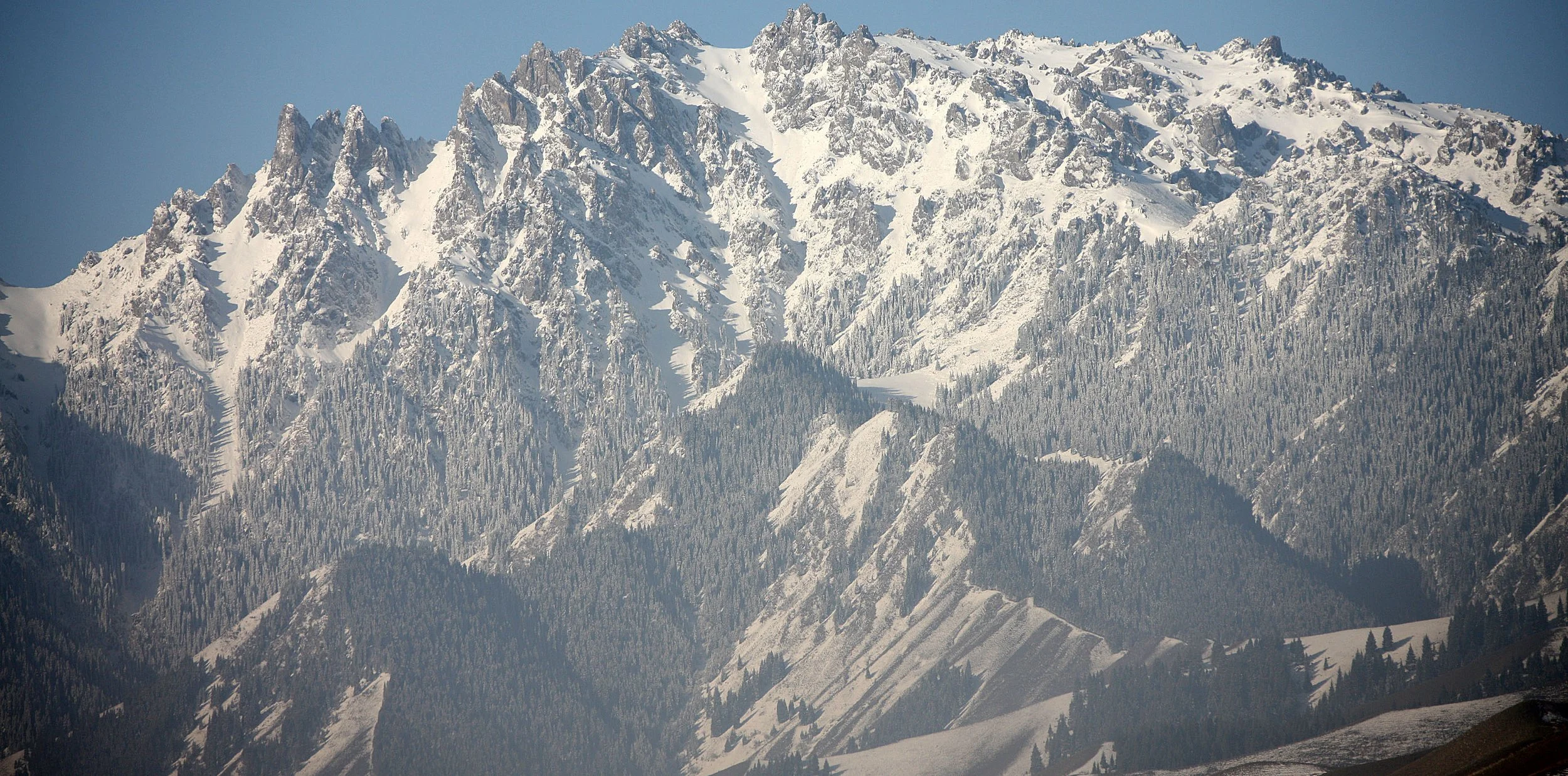 TIANSHAN MOUNTAINS - XINJIANG CHINA - ROUTE 216 (15).JPG