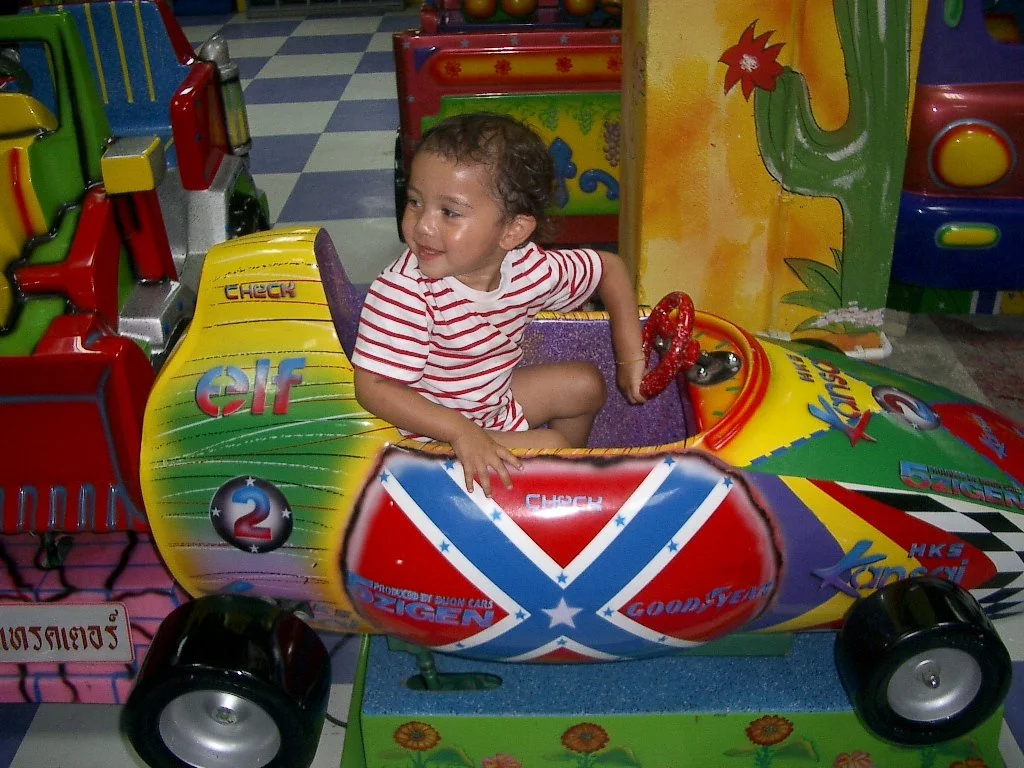 2004 Nakhonsithammarat with Family  (59).JPG