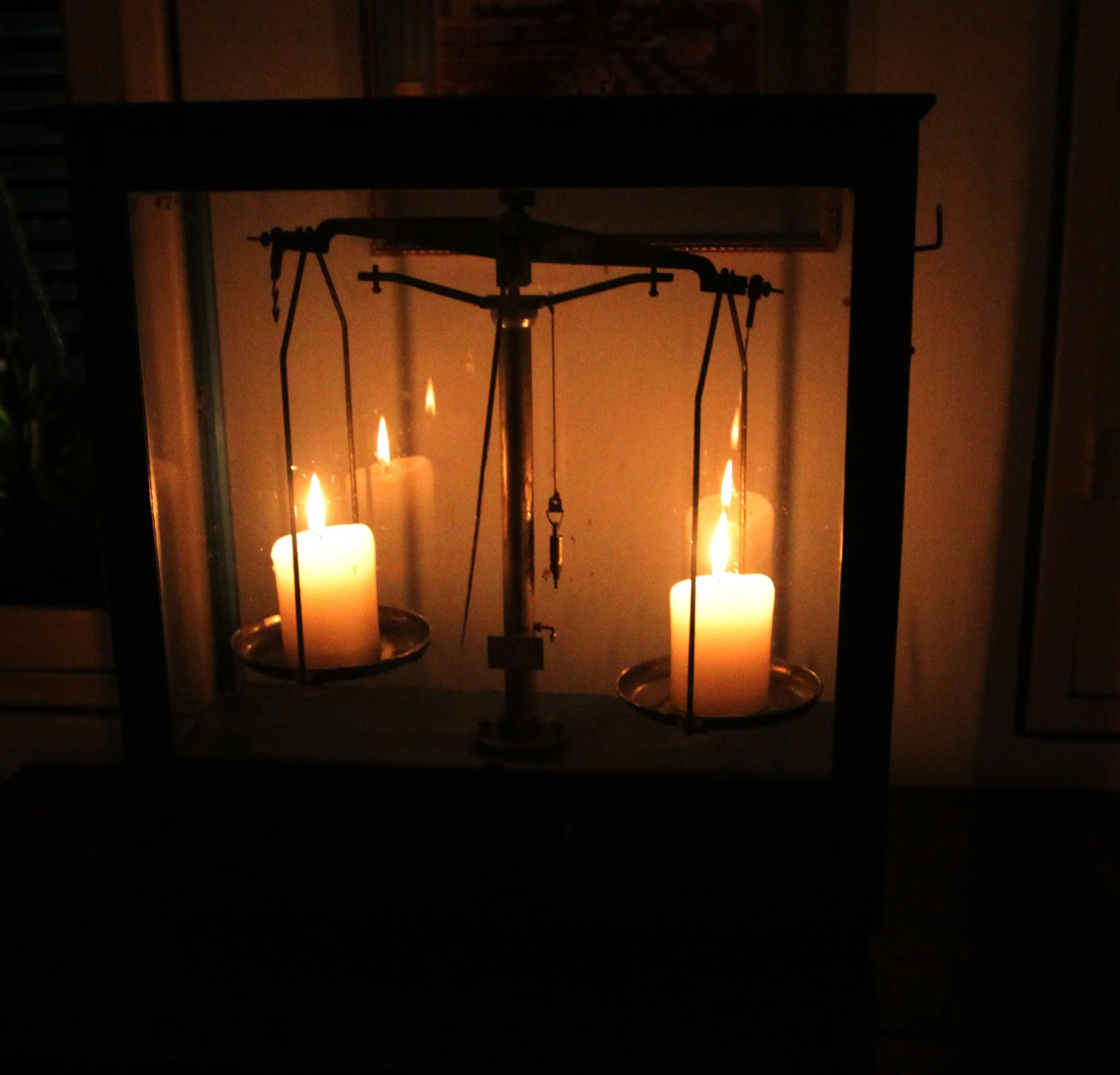 2013 BKK - NIGHT OUT AT ISSAYA WITH FRIENDS (58).JPG