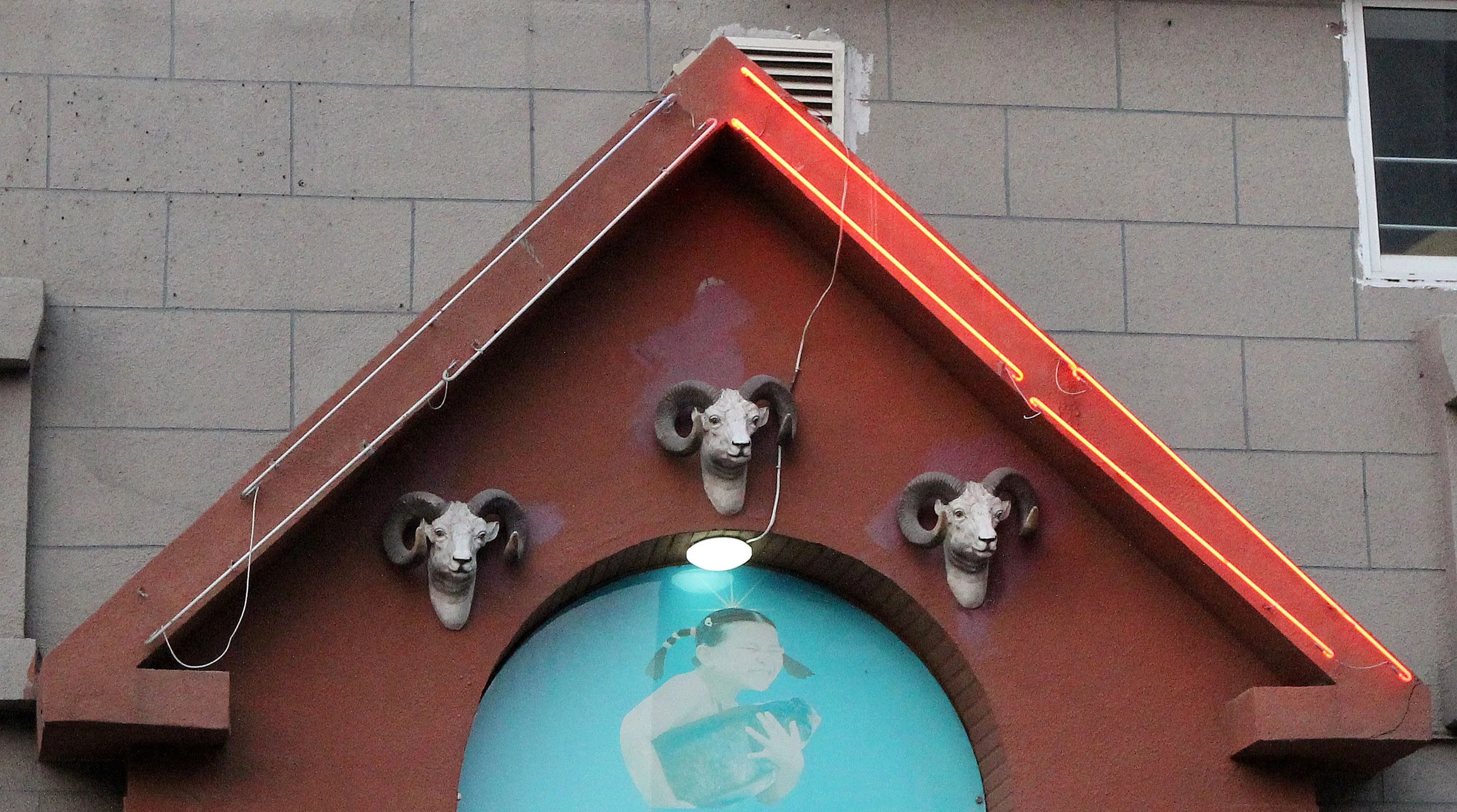 SHANGHAI - MAY 2013 (8).JPG