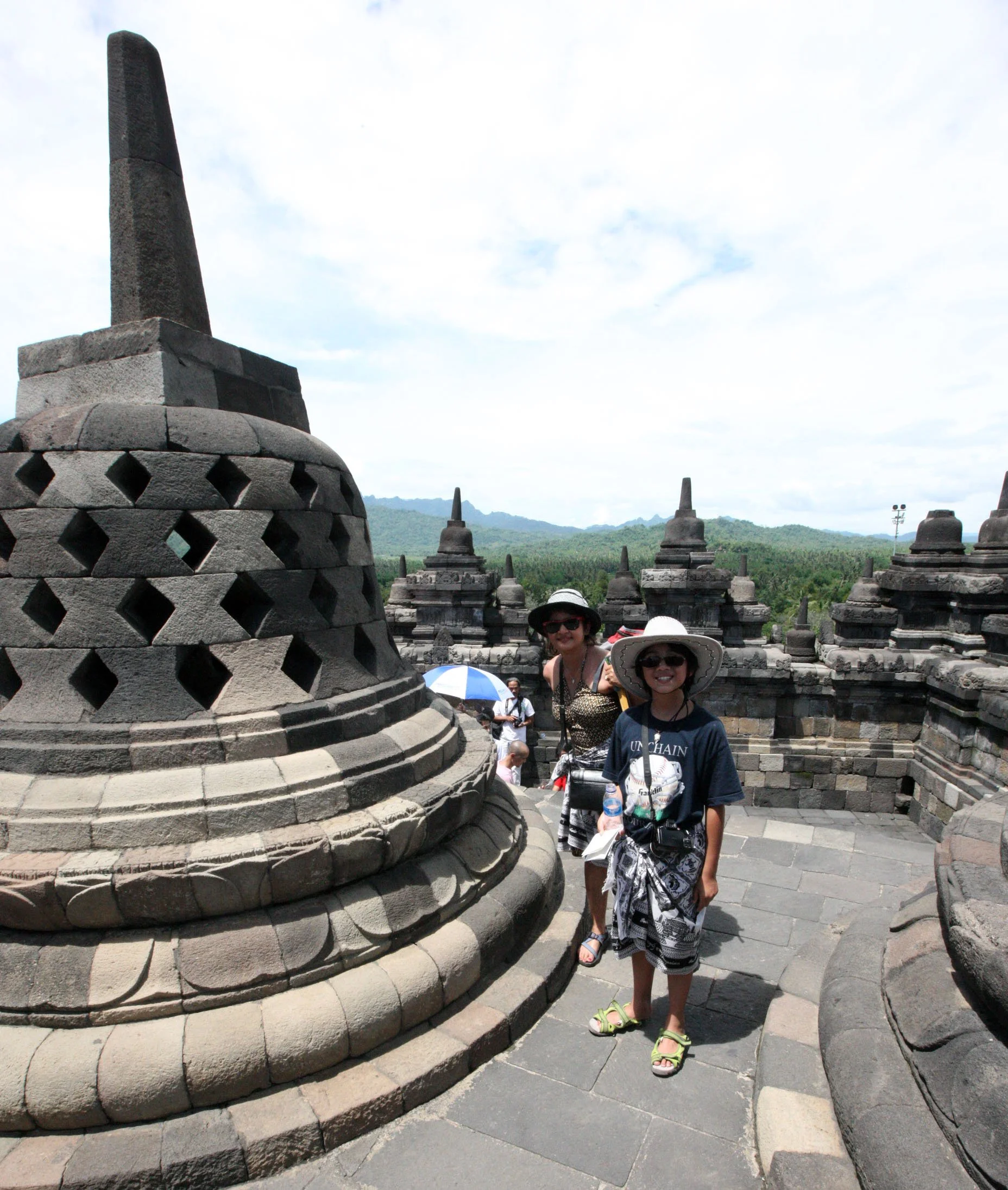 BOROBUDUR RUINS - YOGYAKARTA INDONESIA (32).JPG