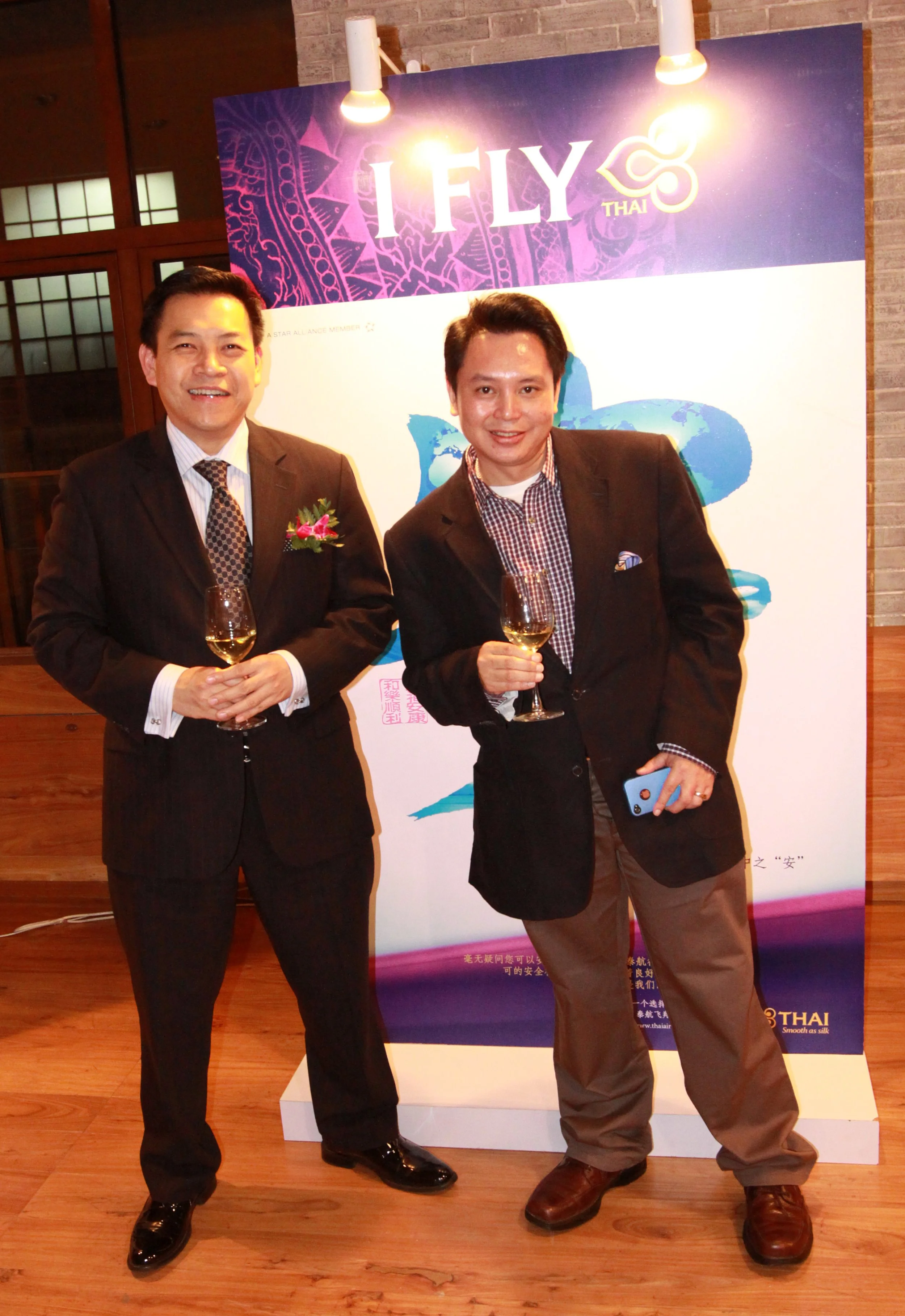 THAI CONSULATE DINNER AND BENEFIT (163).JPG