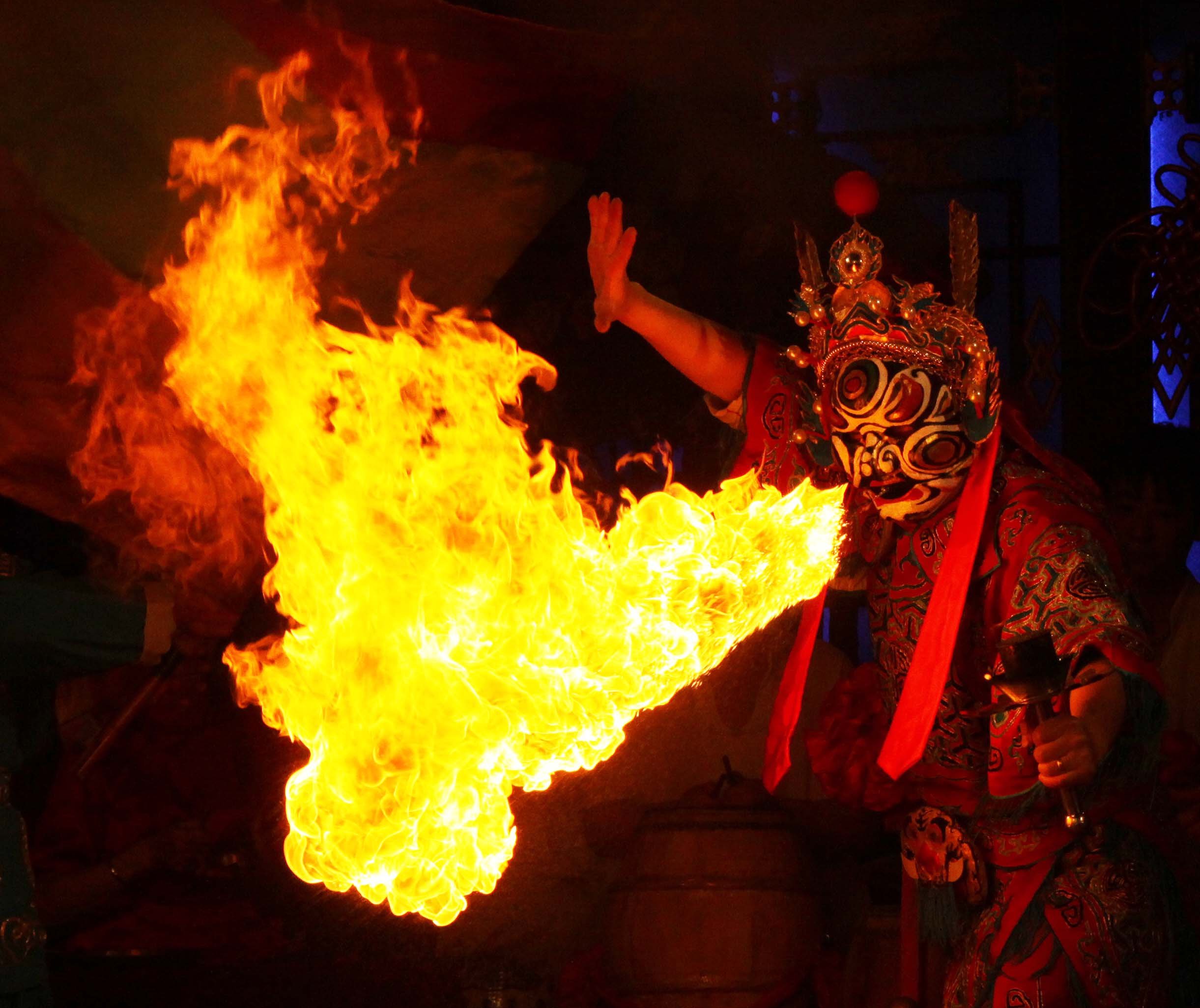 CHENGDU - SICHUAN OPERA - CHINA ALIVE 2011 (56).JPG