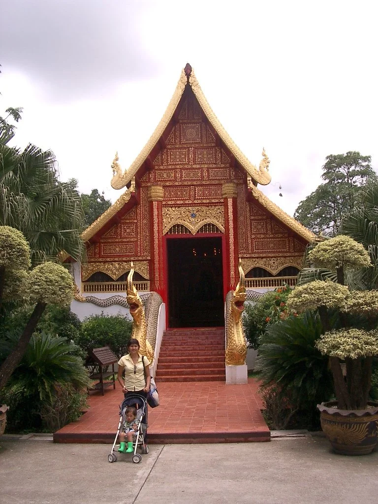 CHIANG RAI - WAT PRA KEOW - 2004 (2).JPG