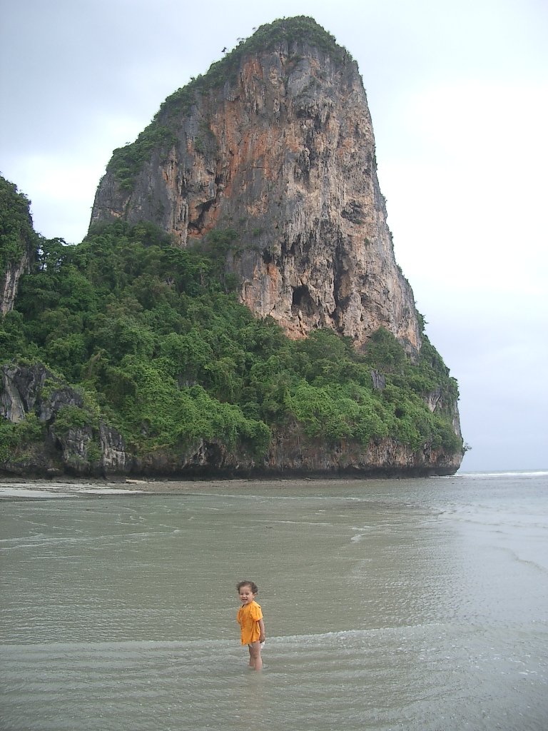 2004 Krabi Railey Beach Trip with Cokie & Som (26).JPG