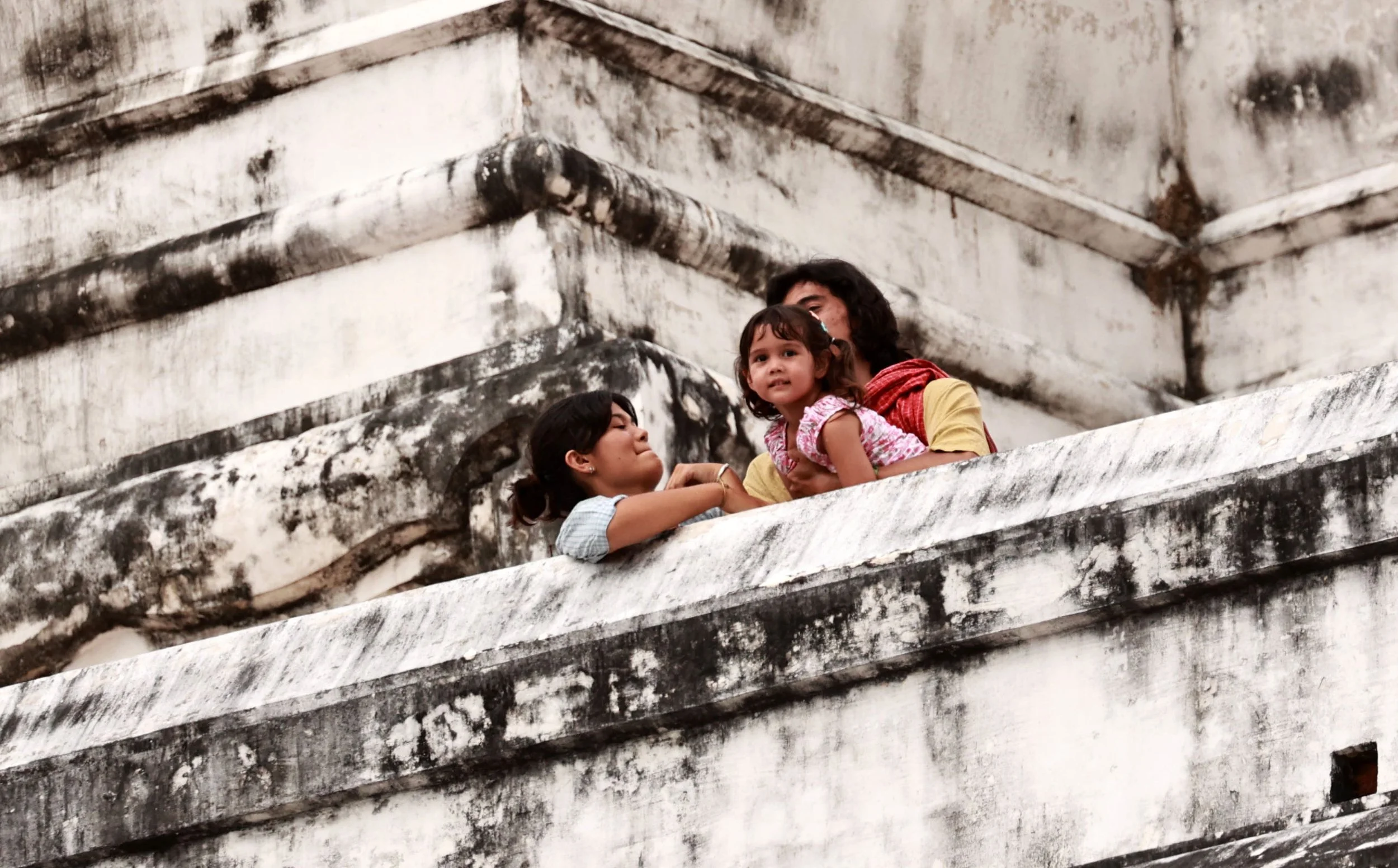 Ayutthaya with Cokie, Liana and Lalita - Oct 23 (15).jpg
