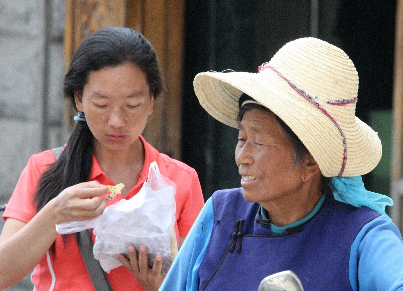LINDEN CENTER - XIZHOU VILLAGE YUNNAN CHINA (179).JPG