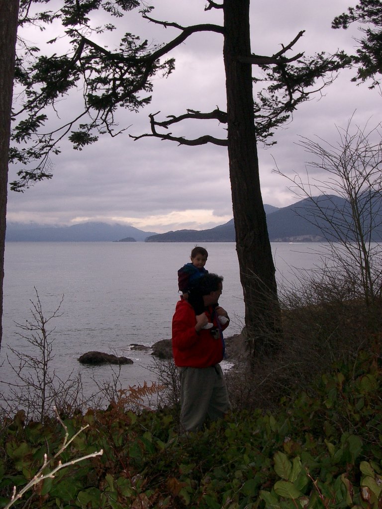 2004-2-14 DAY TRIP TO WHIDBEY ISLAND LIGHT HOUSE AND ANACORTES (15).JPG
