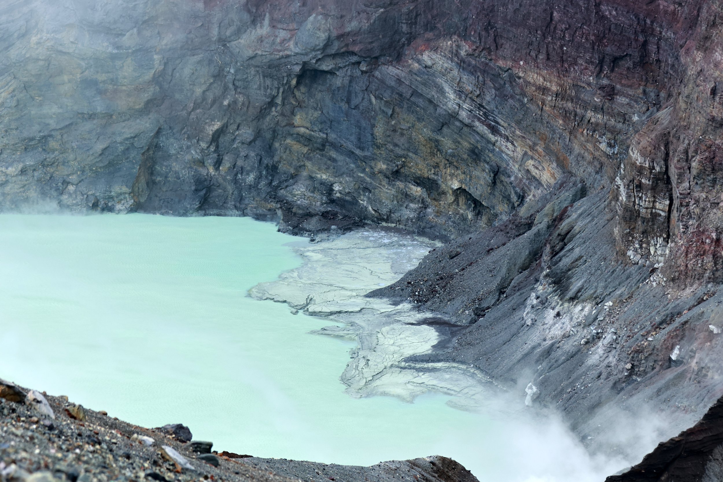Aso Nakadake Crater, Aso-zan Kumamoto Japan (10).jpg