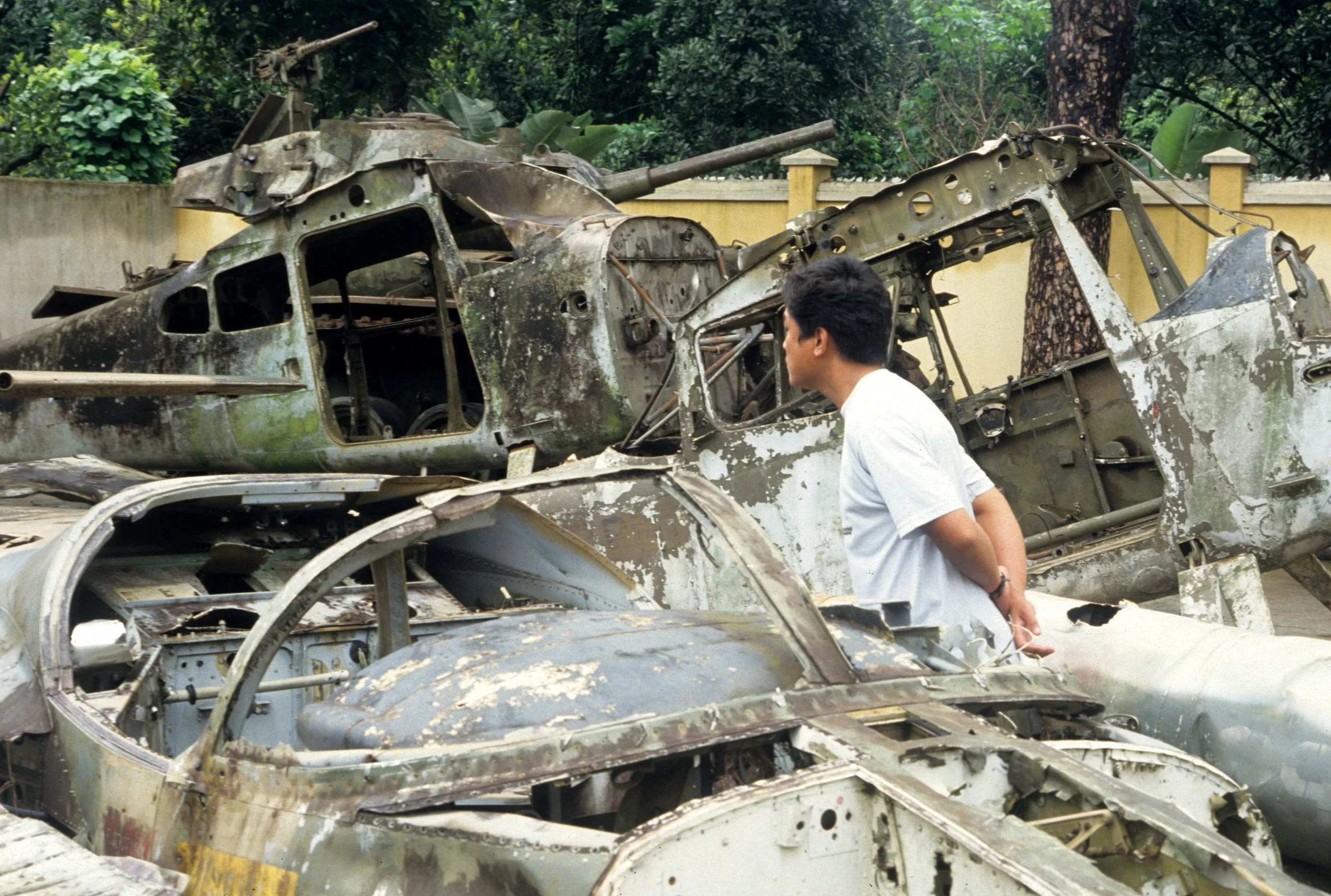 BUAN ME THOUT VIET NAM 1994 (7).jpg