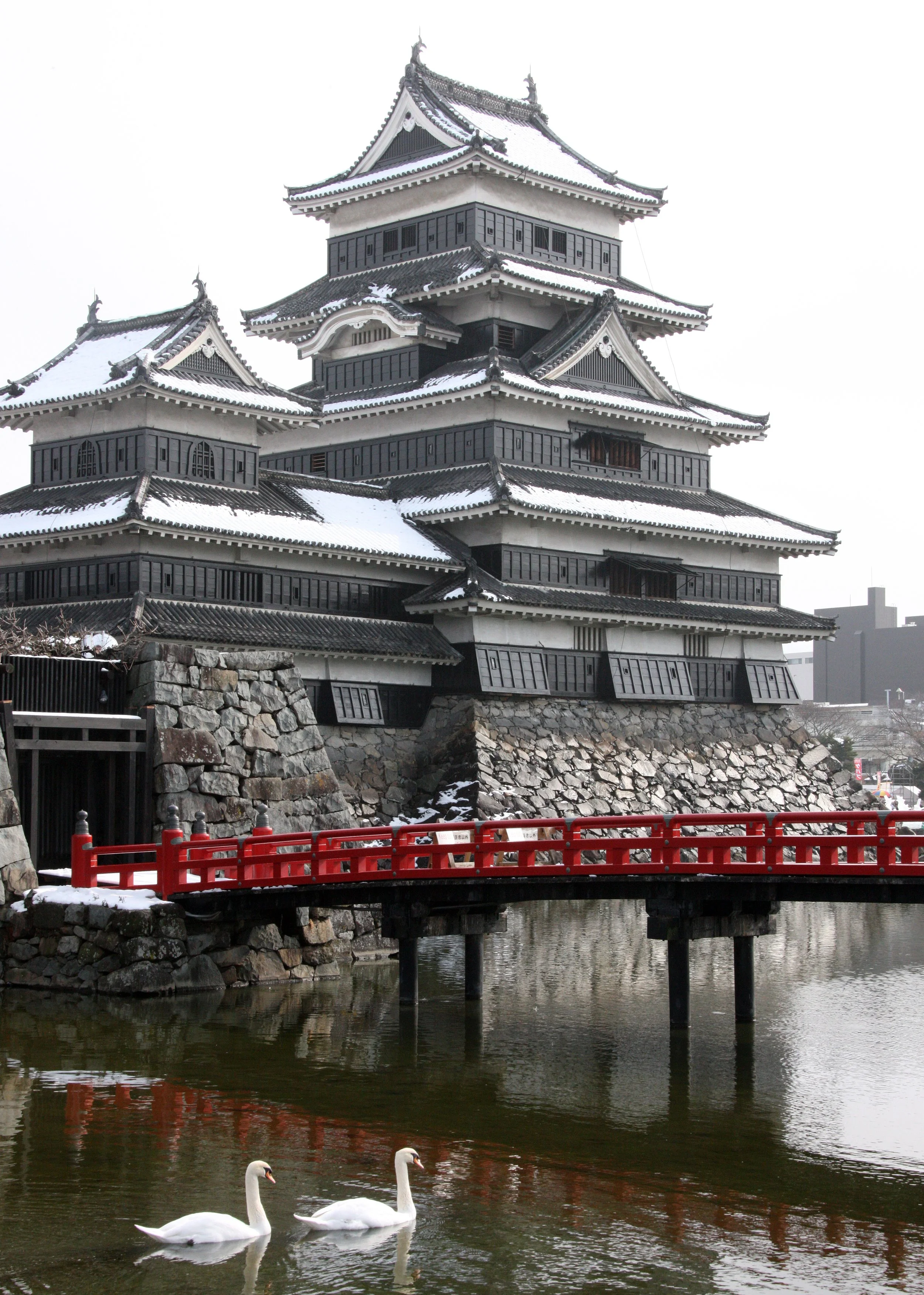 MATSUMOTO CASTLE (4).JPG