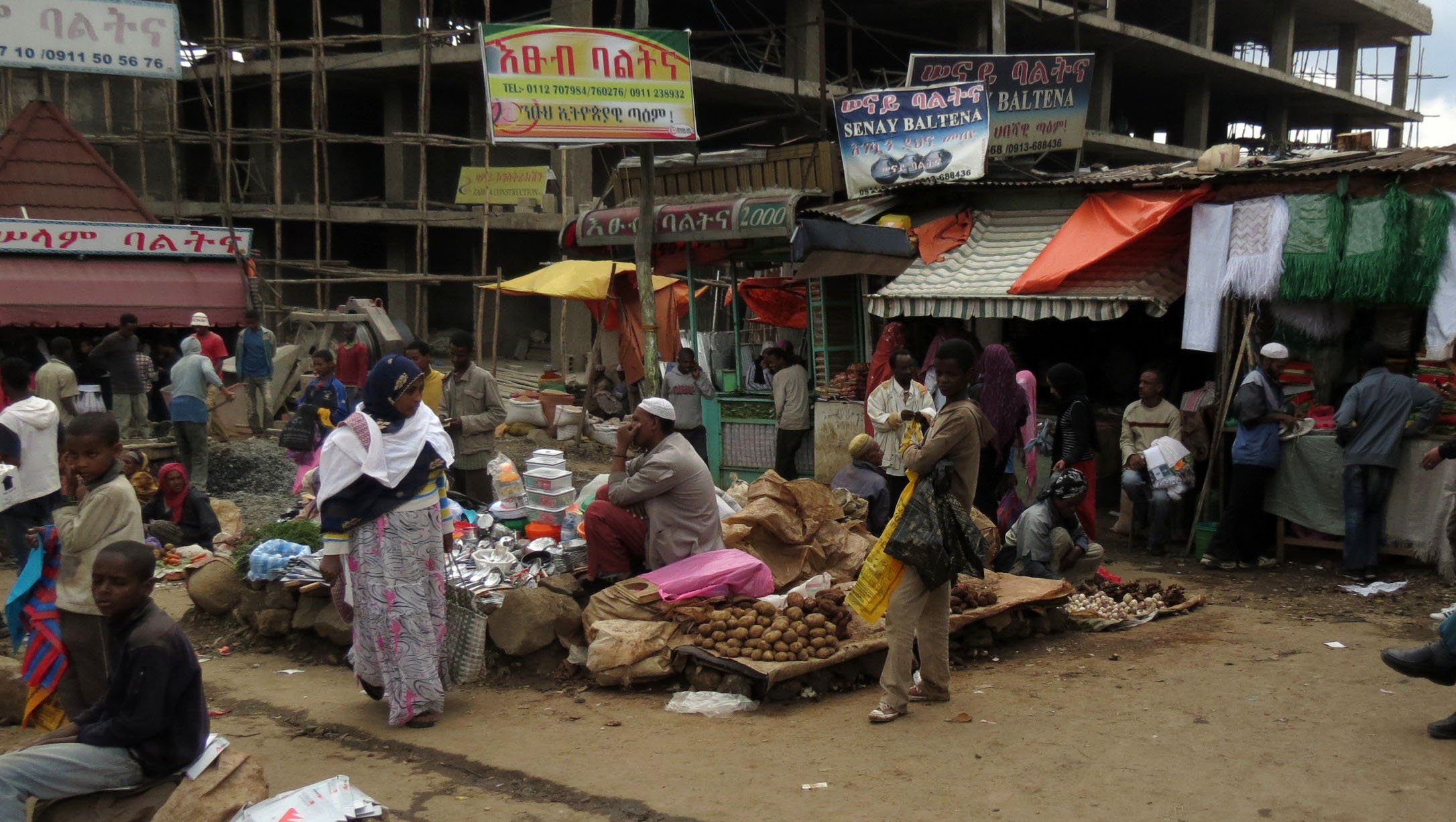 ADDIS ABABA - MERCADO (7).JPG
