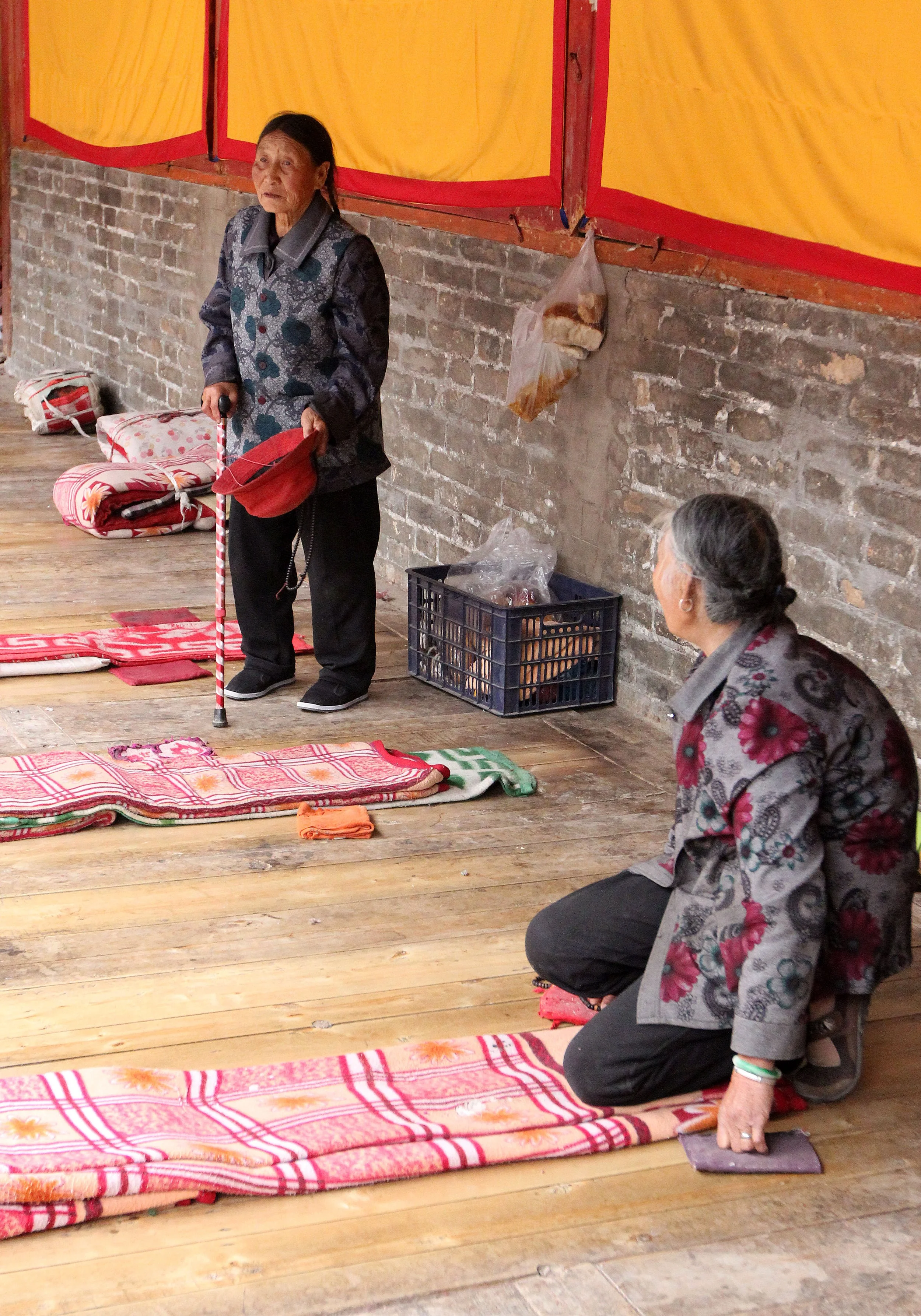 KUMBUM MONASTERY - QINGHAI - SUNNING BUDDHA FESTIVAL 2013 (37).JPG