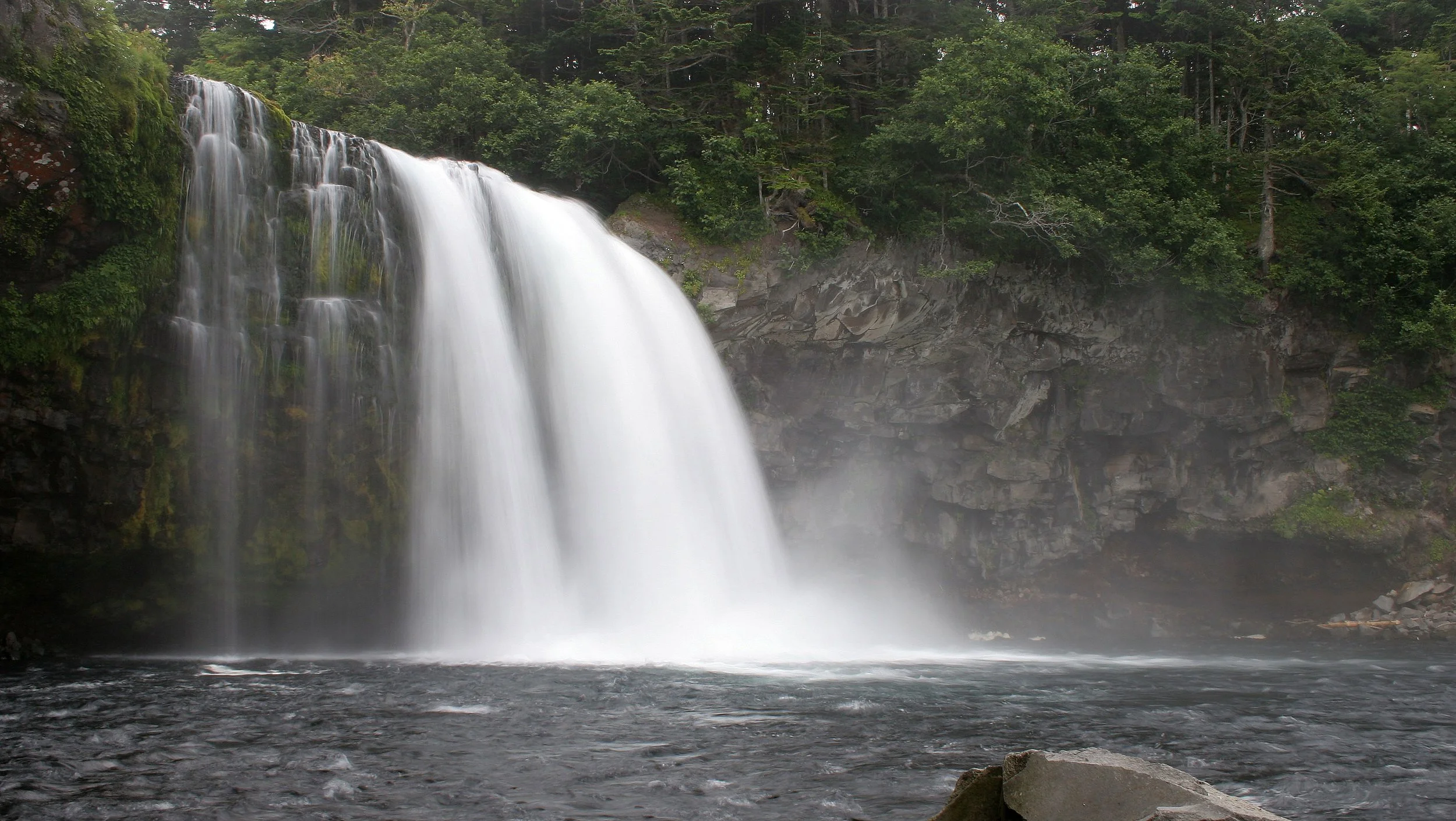 KURIL ISLANDS - VIEWS LANDSCAPES AND GEOLOGY (45).jpg