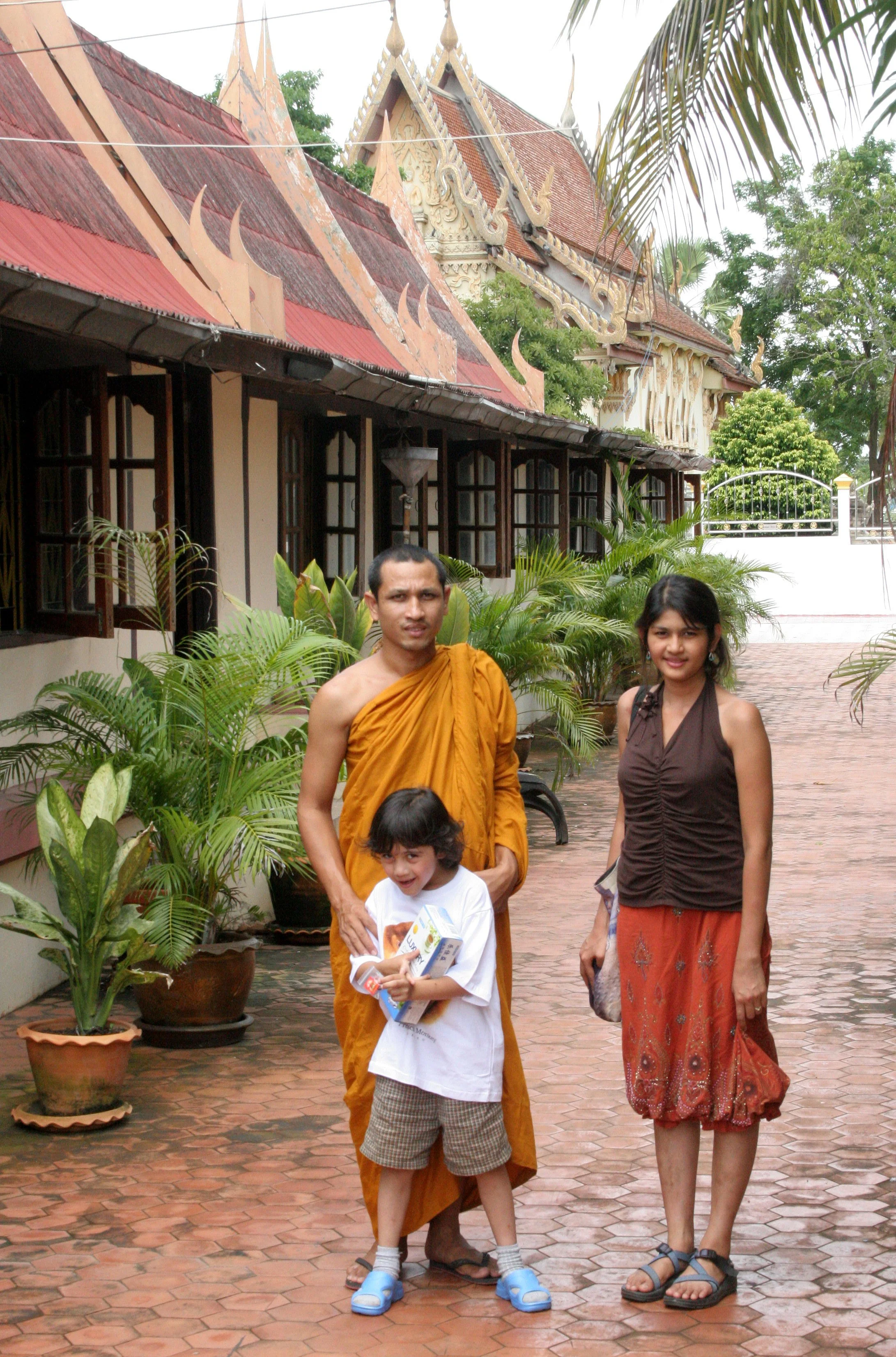 AYUDTHAYA - 2008 - VISITING UNCLE DANG (19).JPG