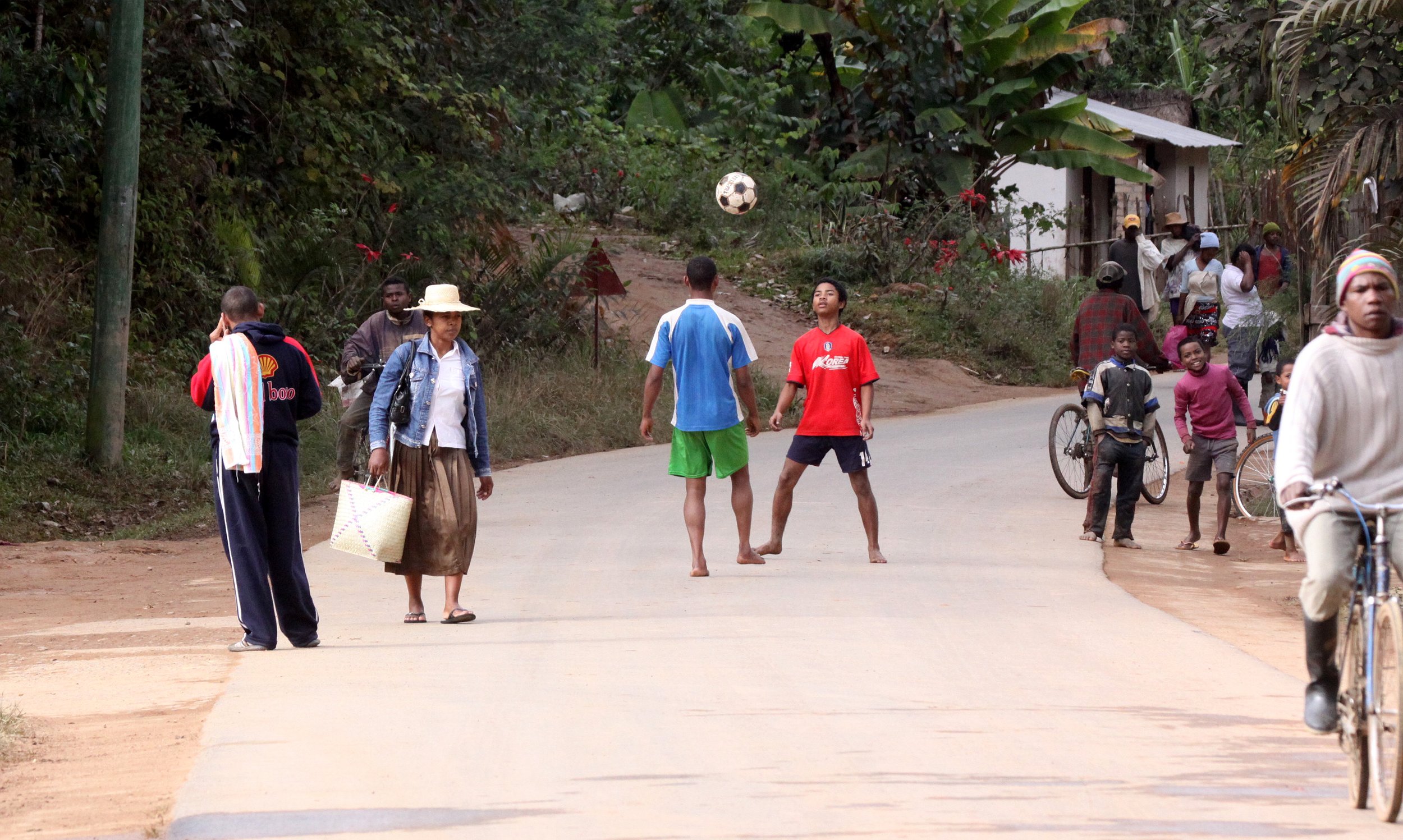 MANTADIA NATIONAL PARK MADAGASCAR - MANTADIA VILLAGE (4).JPG