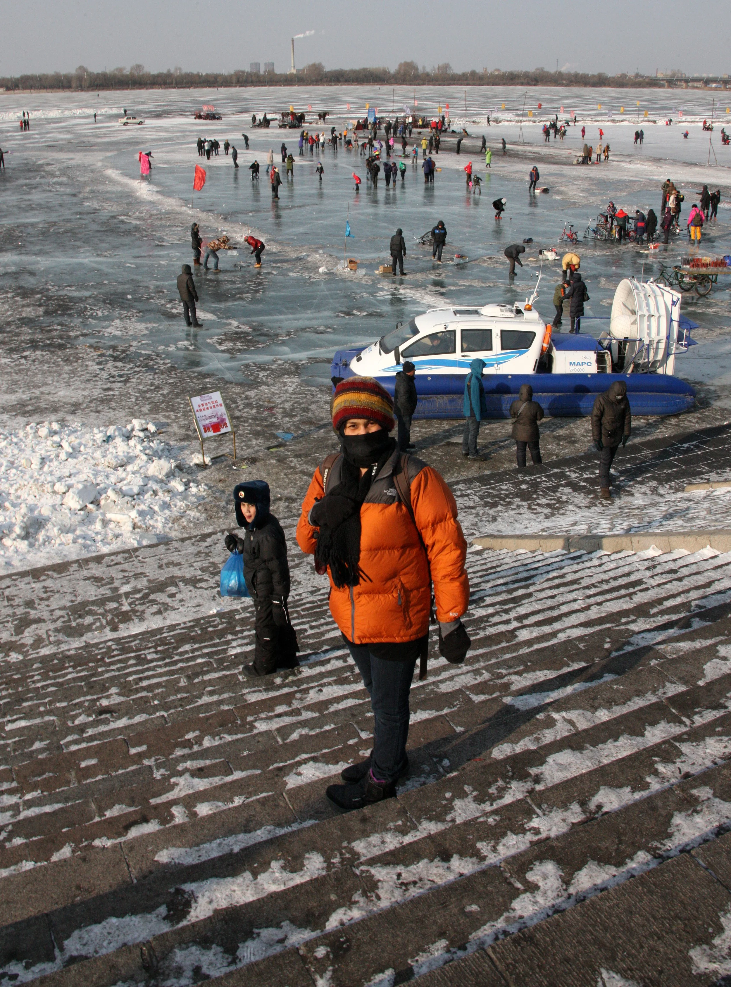 SONGHUA RIVER HARBIN CHINA - ACTIVITY ZONE! (4).JPG