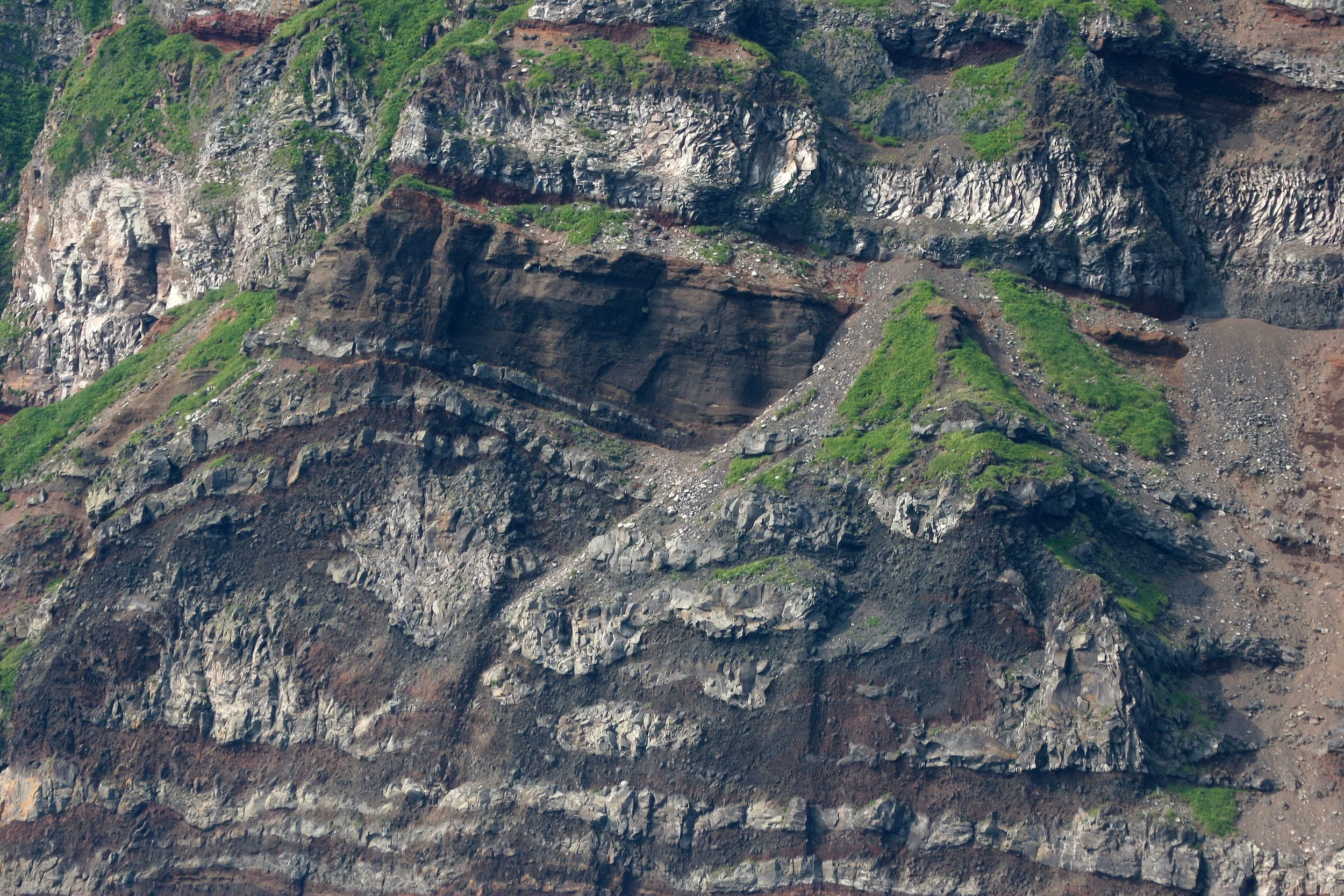 KURIL ISLANDS - VIEW LANDSCAPES AND GEOL - RUSSIA (112).jpg