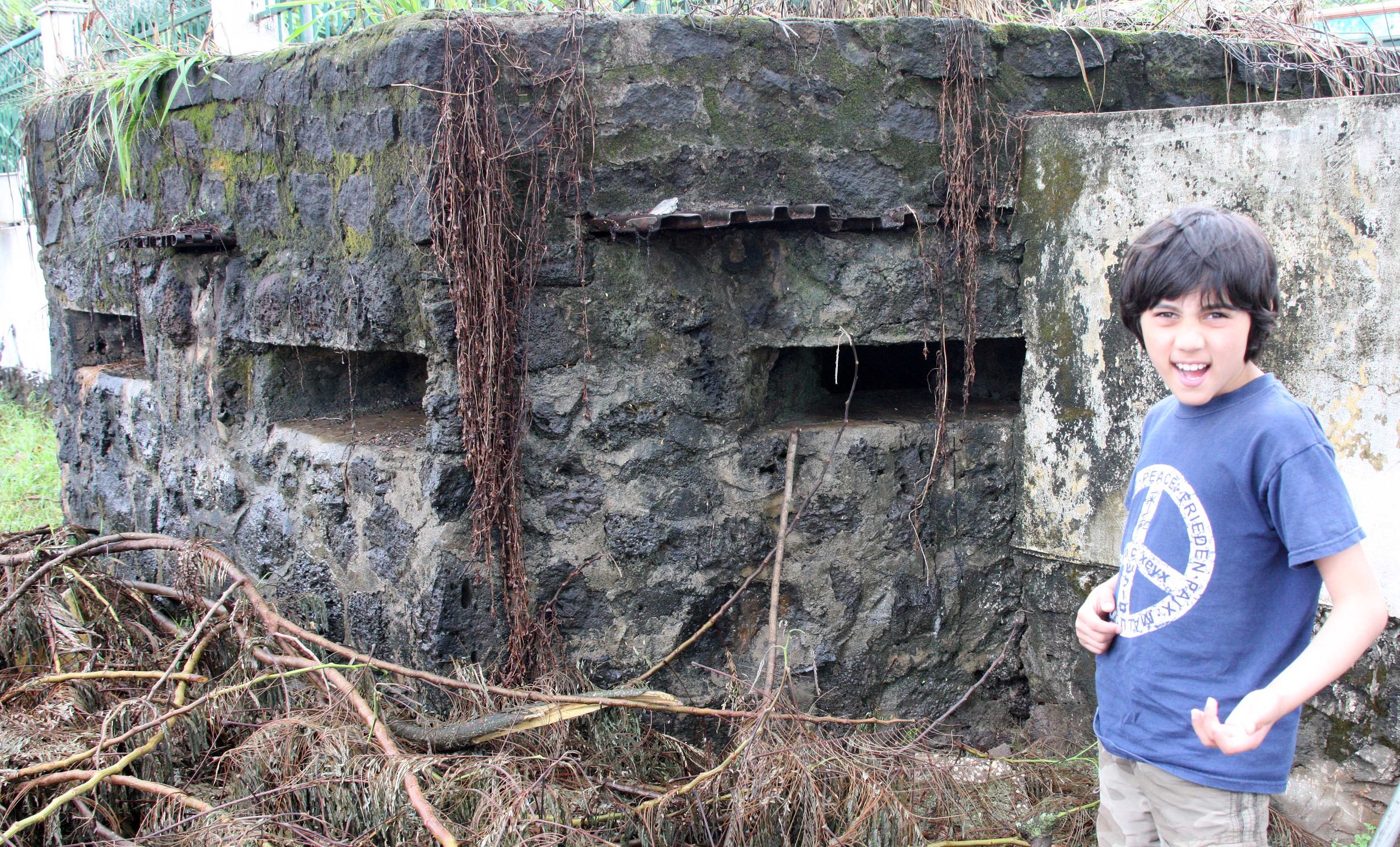 SAIGON VIET NAM - AND OUTSKIRTS OF TOWN (1).JPG