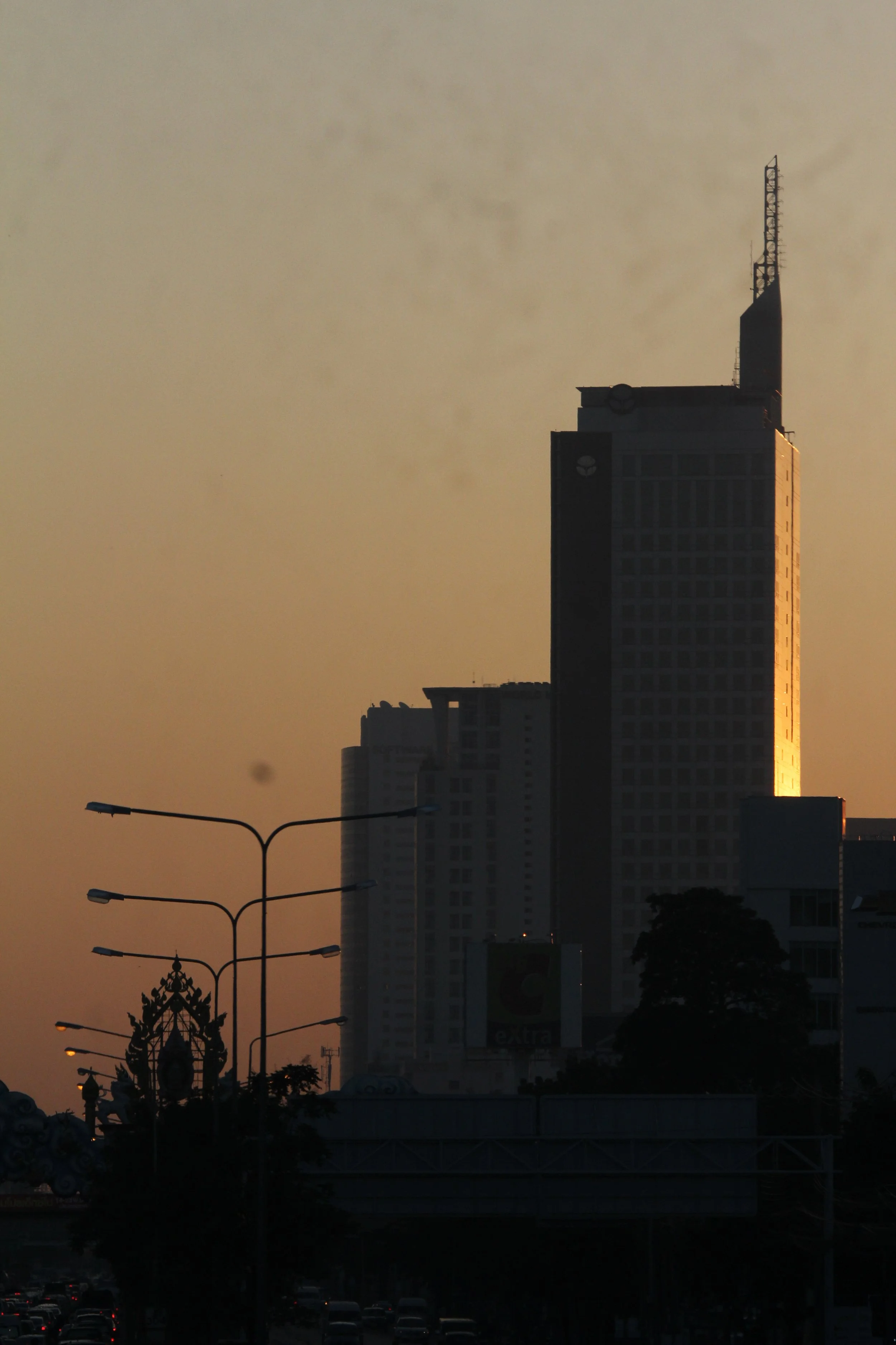 2015 Bangkok Sunset (22).JPG