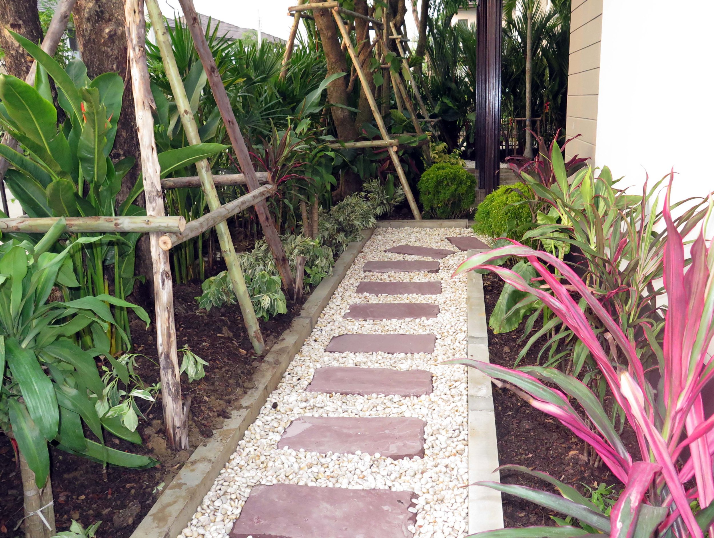 2013 Nonthaburi Setthasiri House and Nonthaburi Neighborhood (115).JPG