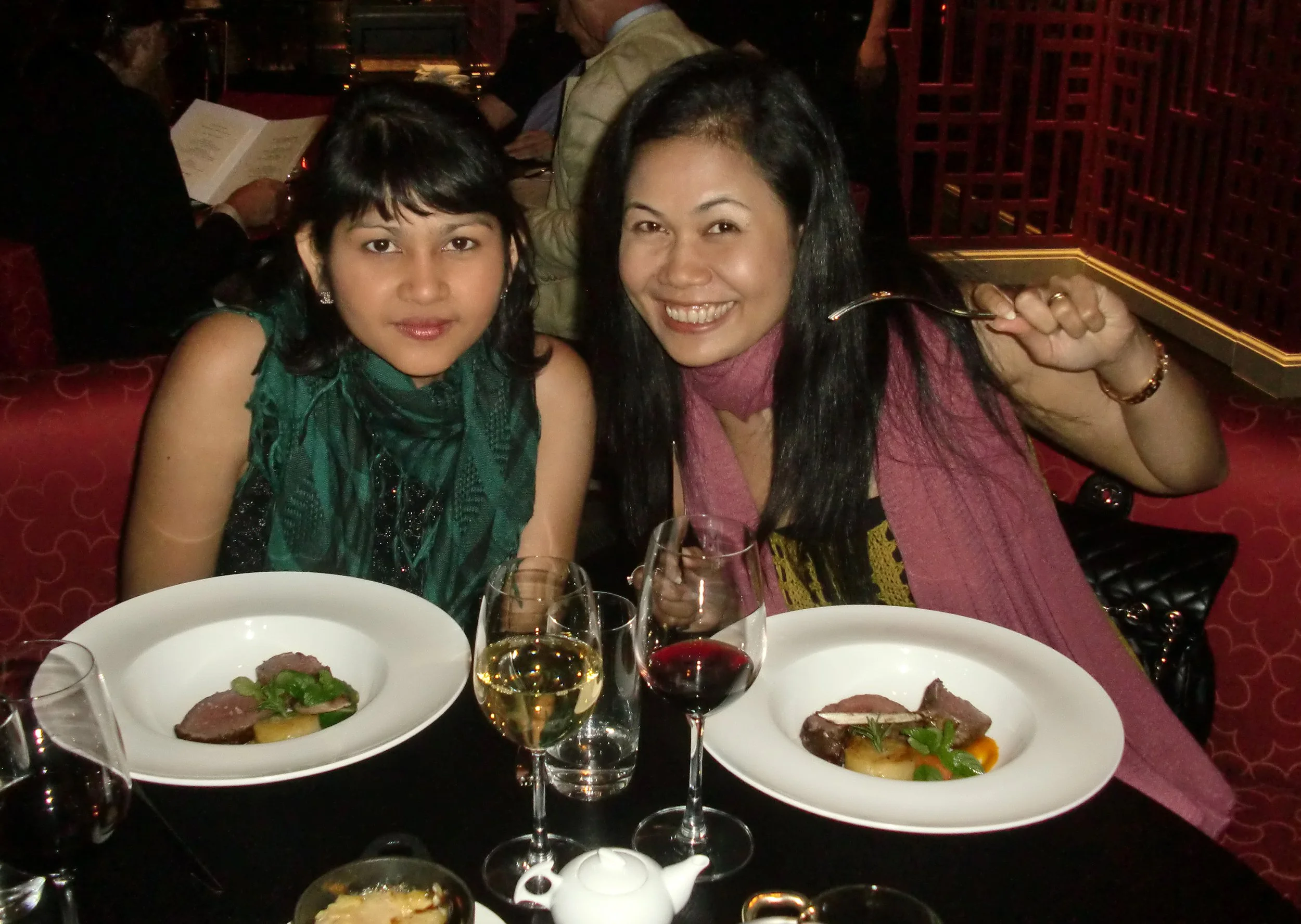 NIGHT OUT AT SHOOK AND BAR ROUGE SHANGHAI! (13).JPG