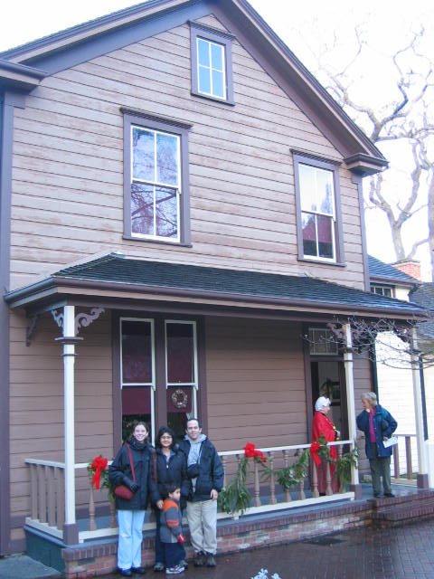 2005-12-28 DAY TRIP TO VICTORIA BC CHRISTMAS (3).JPG