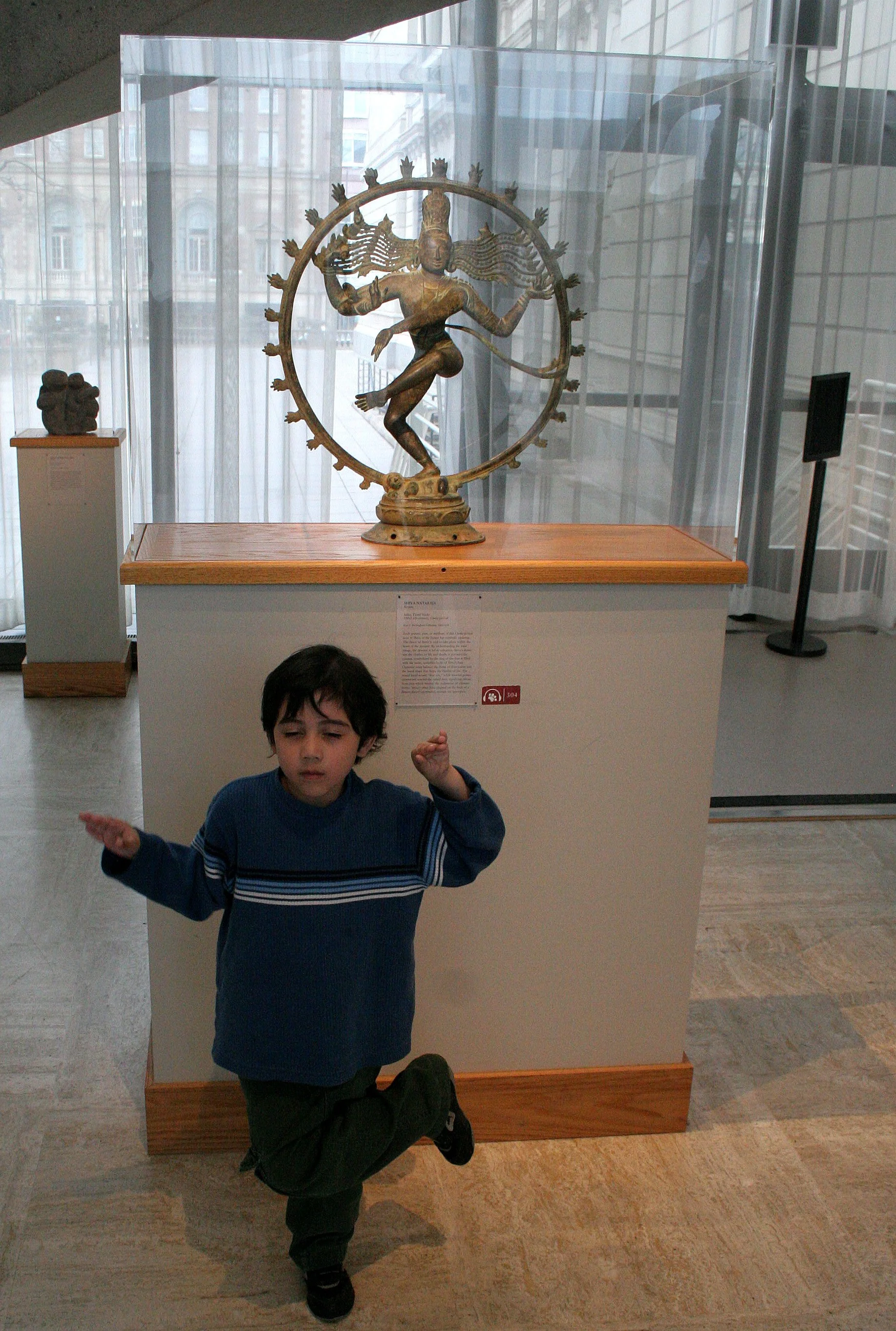 2008-3-30 CHICAGO SPRING TRIP - ART INSTITUTE (27).JPG