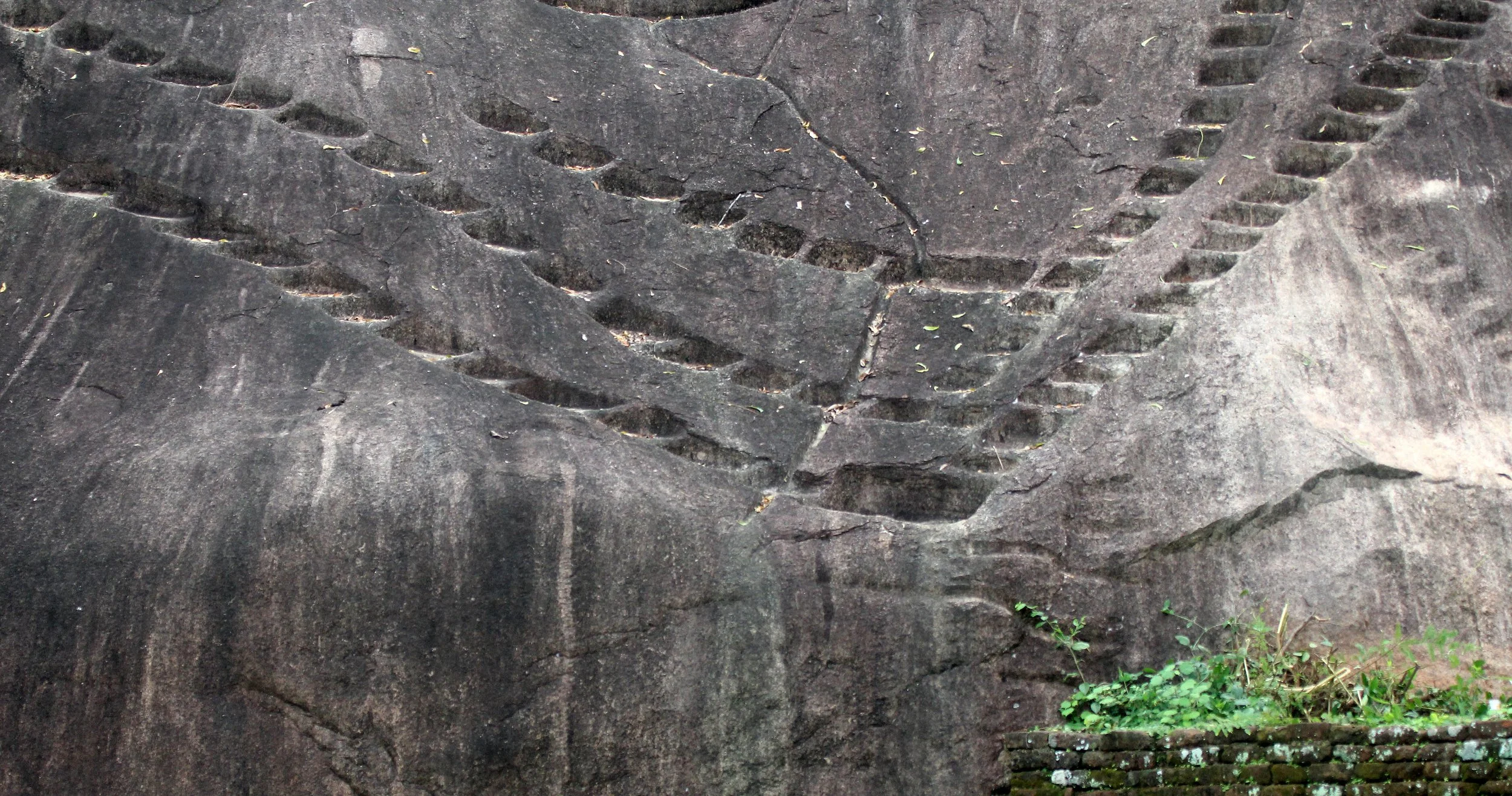 SIRIGIYA FORTRESS AREA SRI LANKA (15).JPG