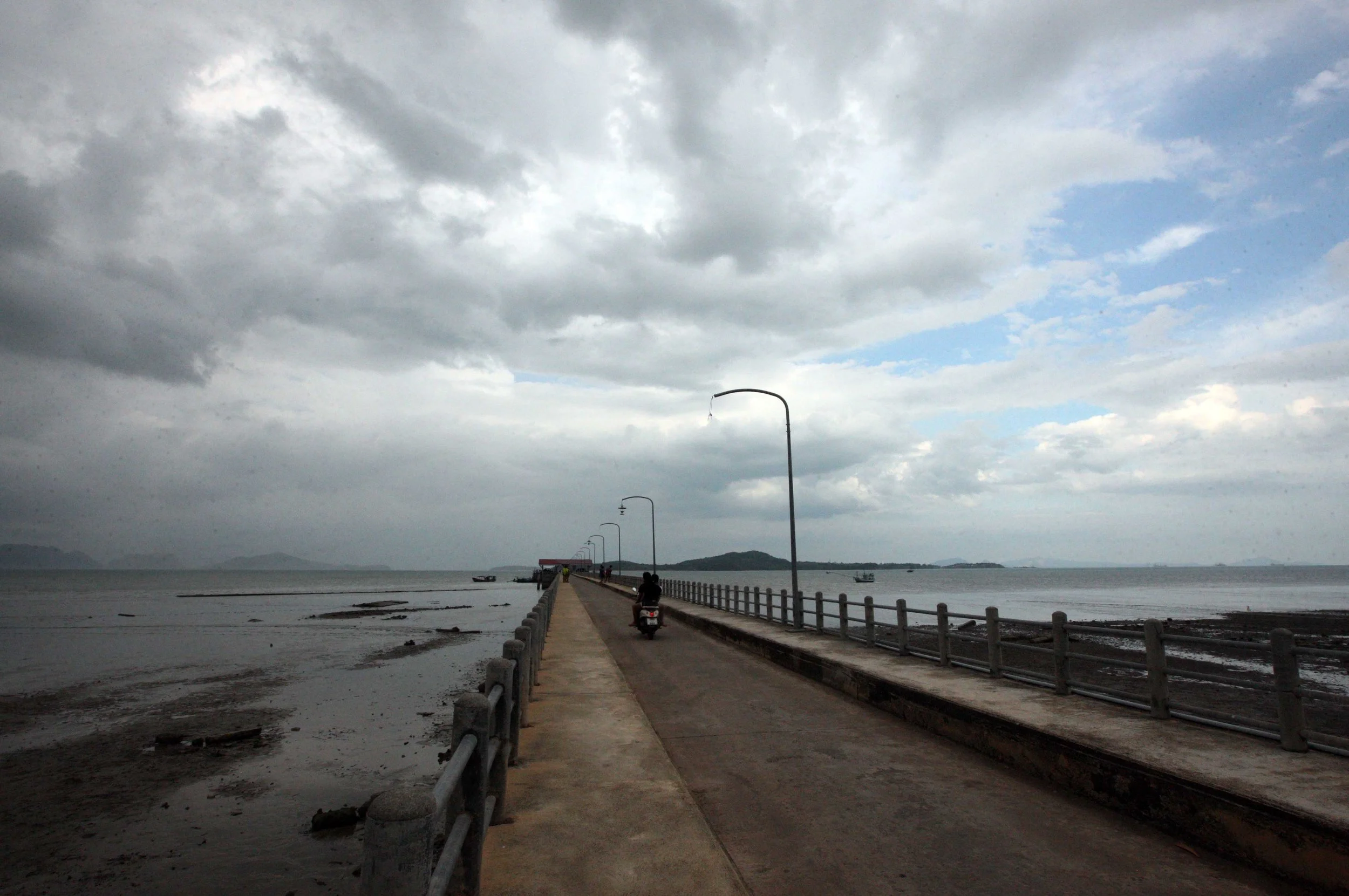 2015 Koh Lanta Songkran with friends from ISB (140).JPG