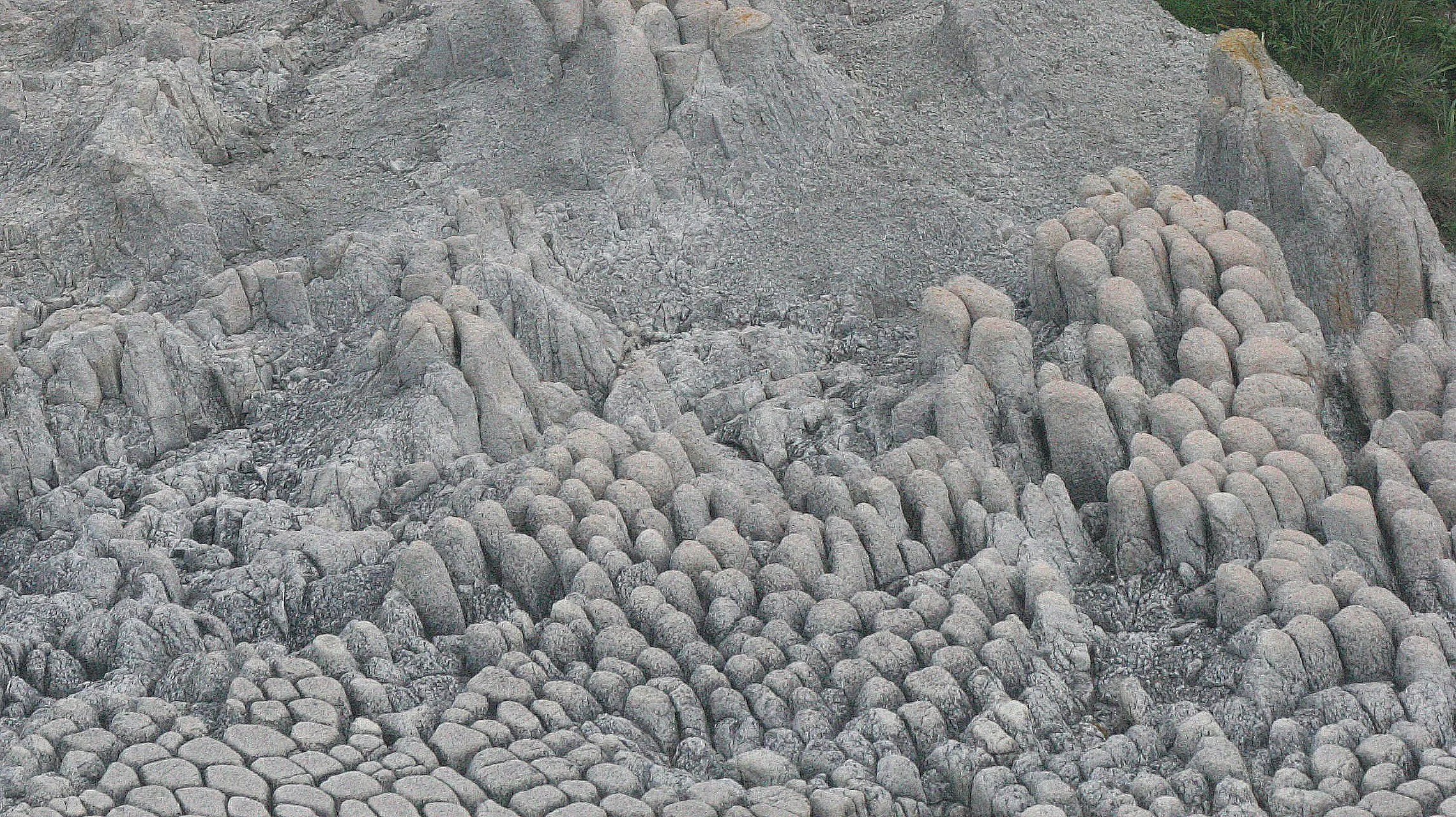 KURIL ISLANDS - VIEWS LANDSCAPES AND GEOLOGY (85).jpg