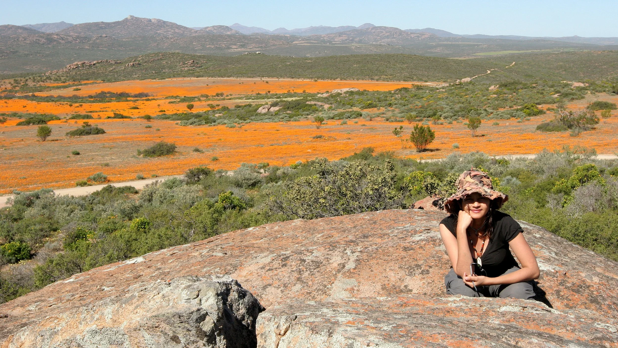 NAMAQUALAND SOUTH AFRICA - VIEWING THE WILDFLOWERS (5).JPG