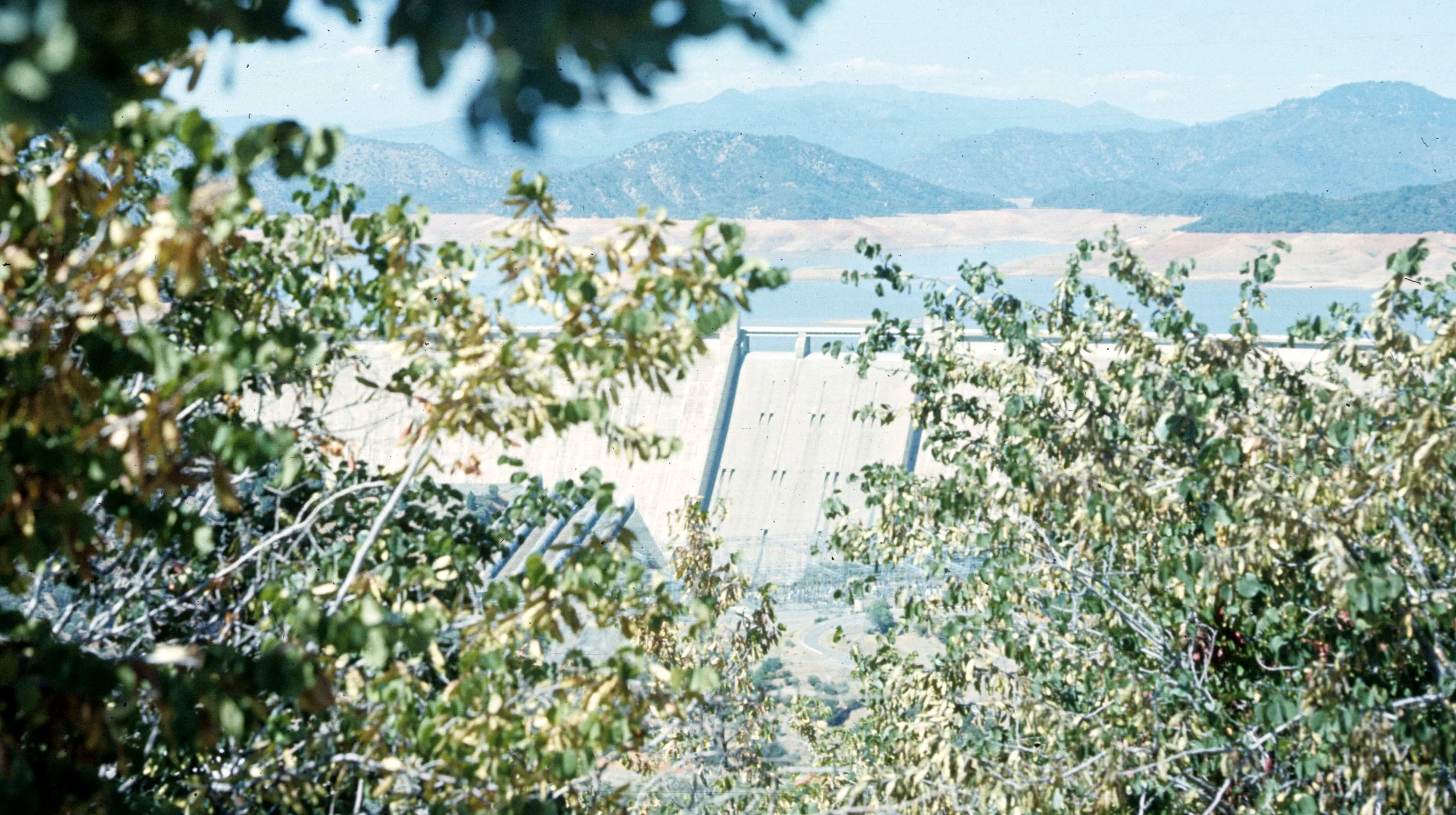 1977 - SUMMER TRIP - SHASTA DAM A.jpg