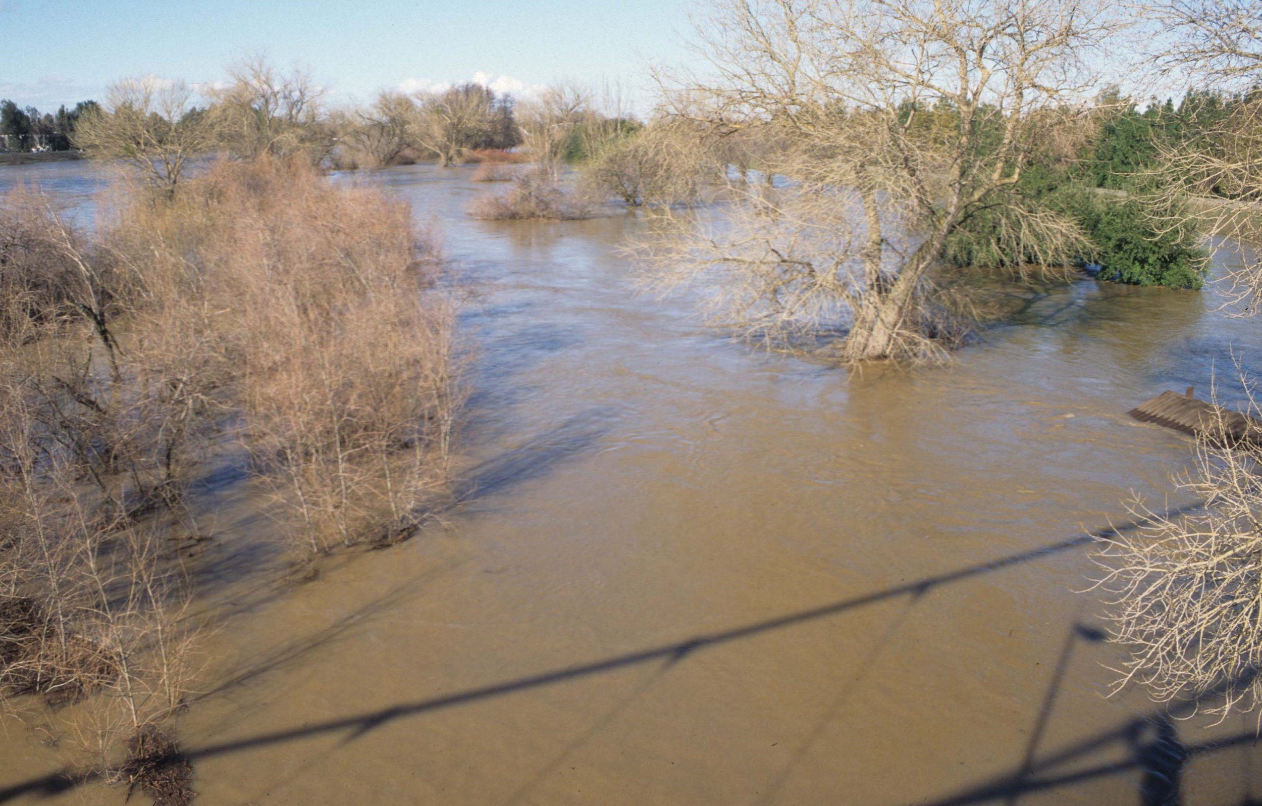 CALIFORNIA - SACRAMENTO FLOODS F.jpg