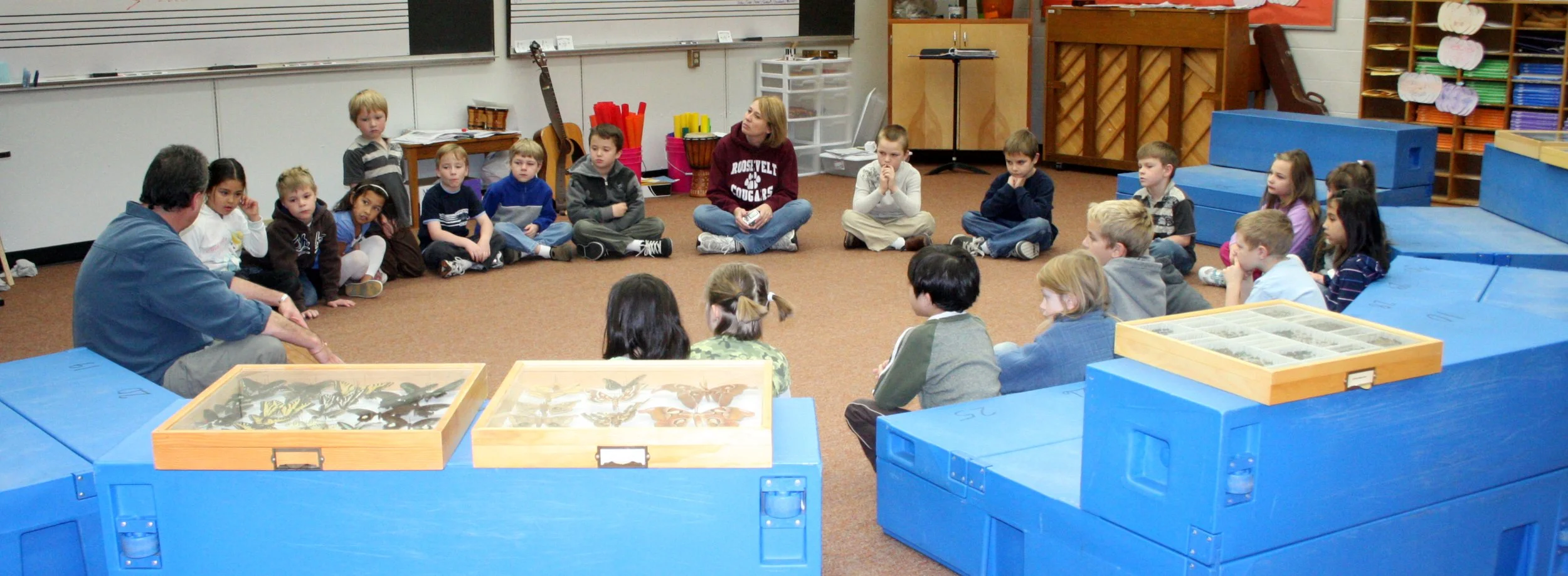 2008-11-21 BUG DAY IN COKIES CLASS (17).JPG